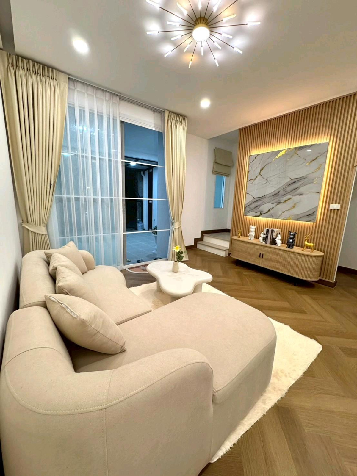 ขายทาวน์โฮมนวมินทร์ รามอินทรา : ขาย ทาวน์เฮ้า หมู่บ้าน ซิตี้เซนส์ พระยาสุเรนทร์ 30 