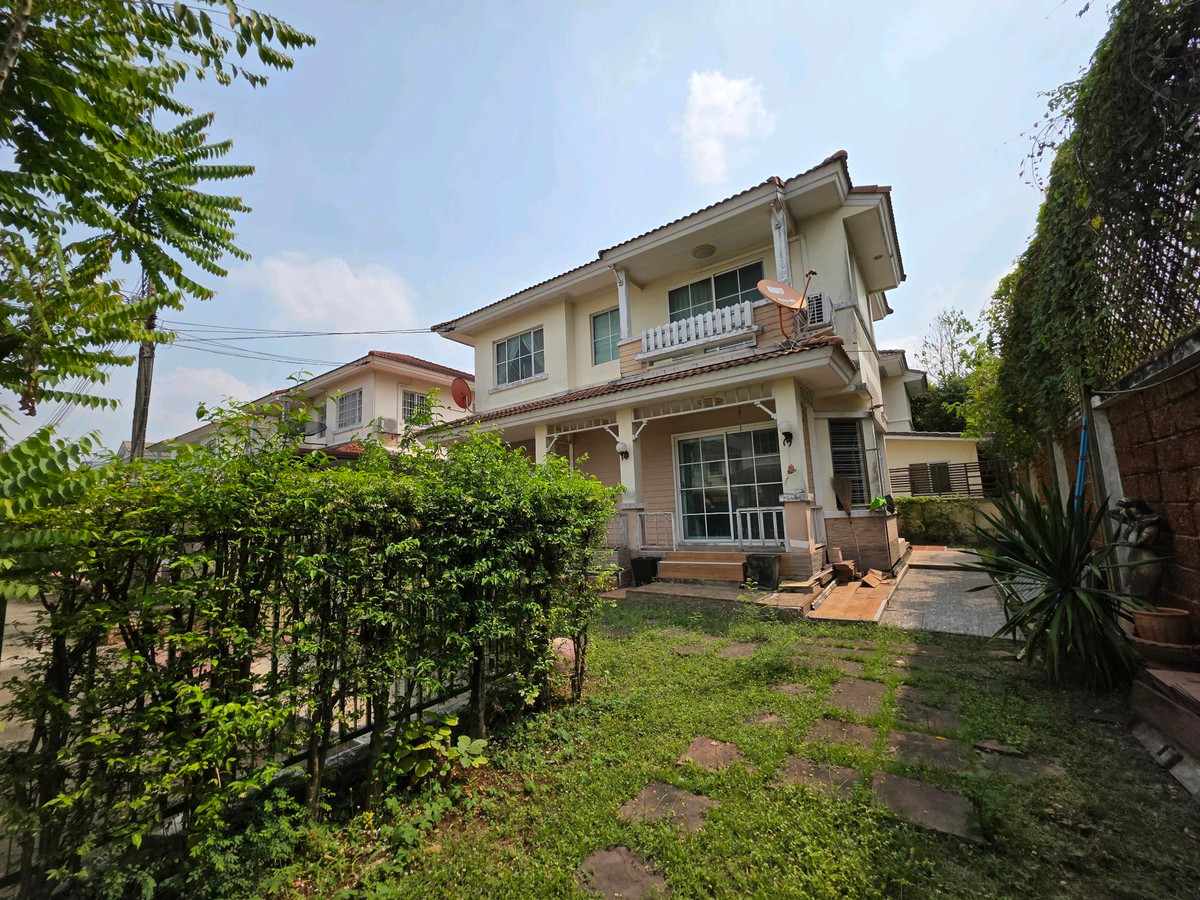 For SaleHousePathum Thani,Rangsit, Thammasat : 2-storey detached house for sale, 55 sq m, Chaiyaphruek Village 2, Tiwanon - Wongwaen, get a corner house, best price.