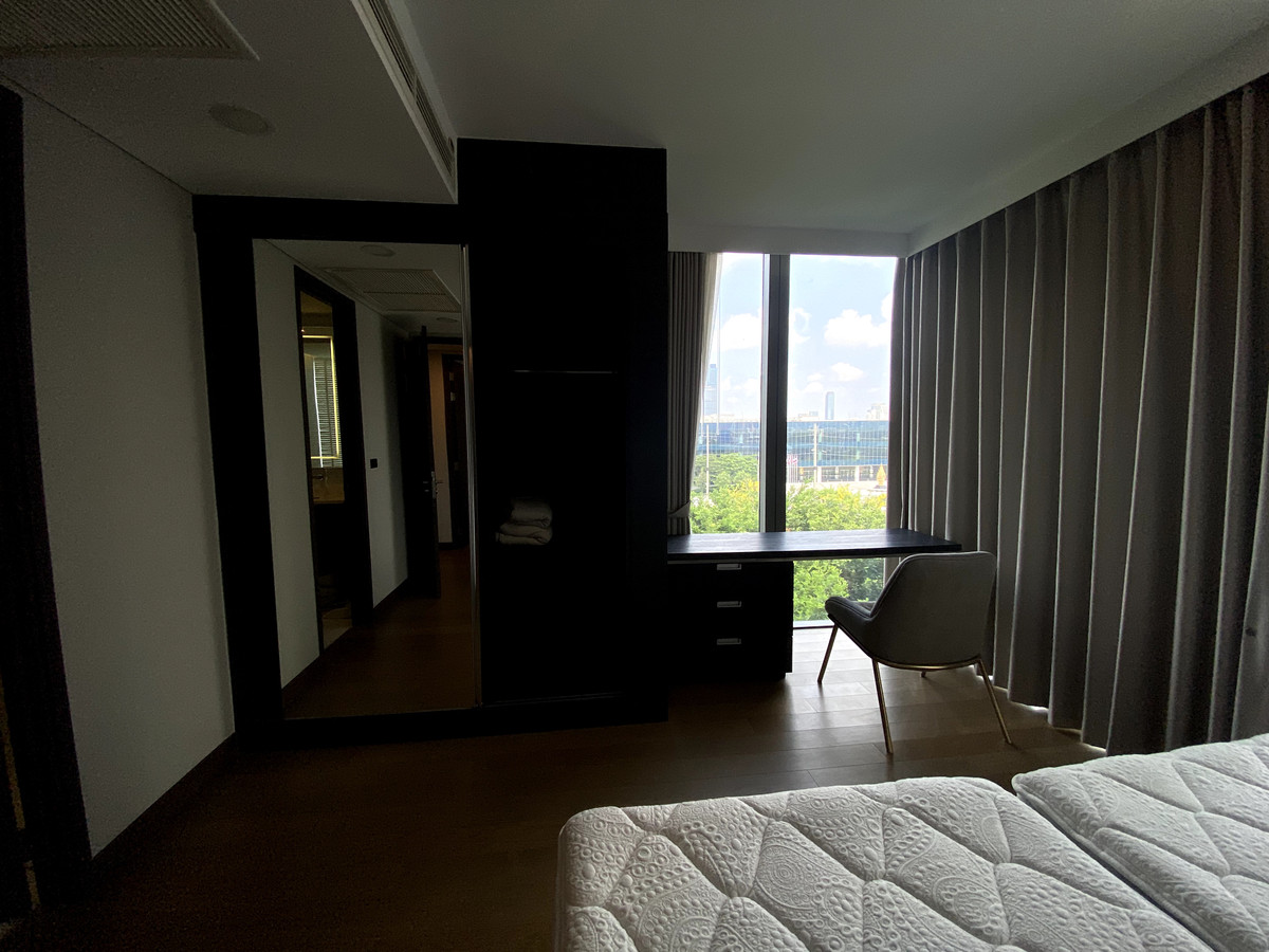 ให้เช่าคอนโดคลองเตย กล้วยน้ำไท : FOR RENT ✨𝐒𝐢𝐚𝐦𝐞𝐬𝐞 𝐄𝐱𝐜𝐥𝐮𝐬𝐢𝐯𝐞 𝐐𝐮𝐞𝐞𝐧𝐬✨ Fully Furniture and Ready to move in //Ask more info LineID:@thirdproperty