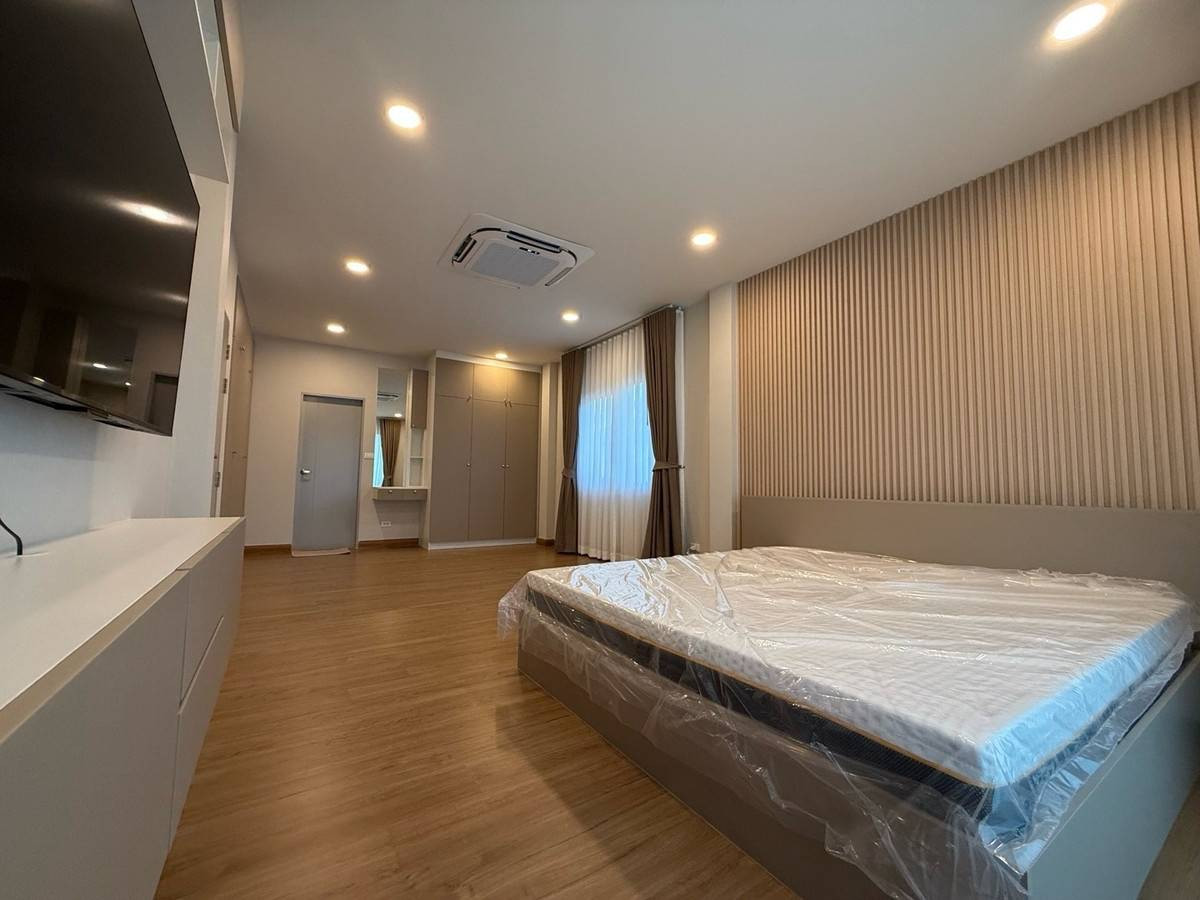 ให้เช่าบ้านปทุมธานี รังสิต ธรรมศาสตร์ : ให้เช่าบ้านเดี่ยว เซนโทร พหลฯ - วิภาวดี 3 ใกล้ โฮมโปรรังสิต เพียง 4 นาที