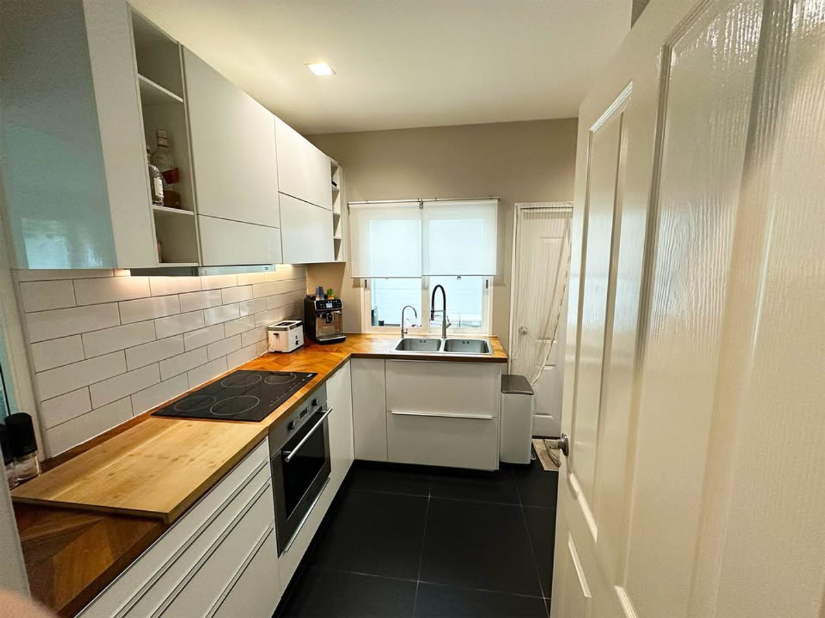 For SaleHousePattanakan, Srinakarin : K-6830 BEST DEAL🔥🔥 Urgent sale! Single house, Golden Village On Nut, Phatthanakan, ready to move in.