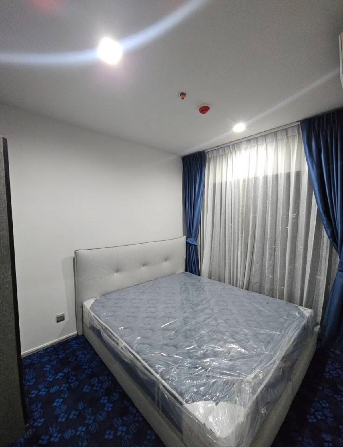 For RentCondoRama9, Petchburi, RCA : For Rent ✨ Life Asoke - Rama 9 ✨ Near Central Rama 9. Fully furnished with appliances.