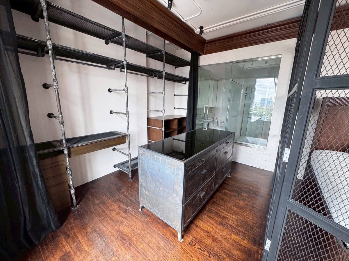 For RentCondoSukhumvit, Asoke, Thonglor : Pet Friendly Condo for Rent Sukhumvit Near BTS Phrom Phong | 3 Bedroom Condo 137 Sq.m. Ideal for Expat Family Living in Sukhumvit Area