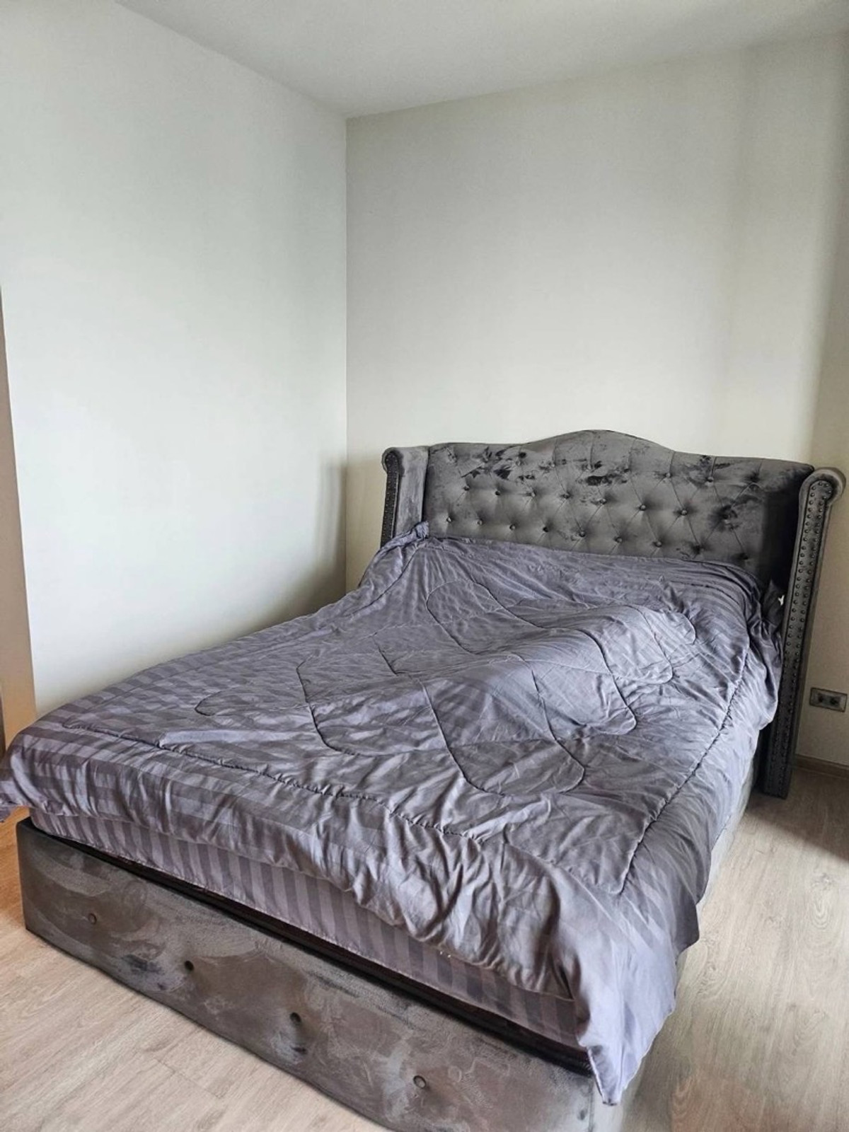 For SaleCondoThaphra, Talat Phlu, Wutthakat : 📍 Whizdom Station Ratchada - Thapra
🚆 Next to BTS Talat Phlu, very convenient to travel.
 Easy to rent, good yield