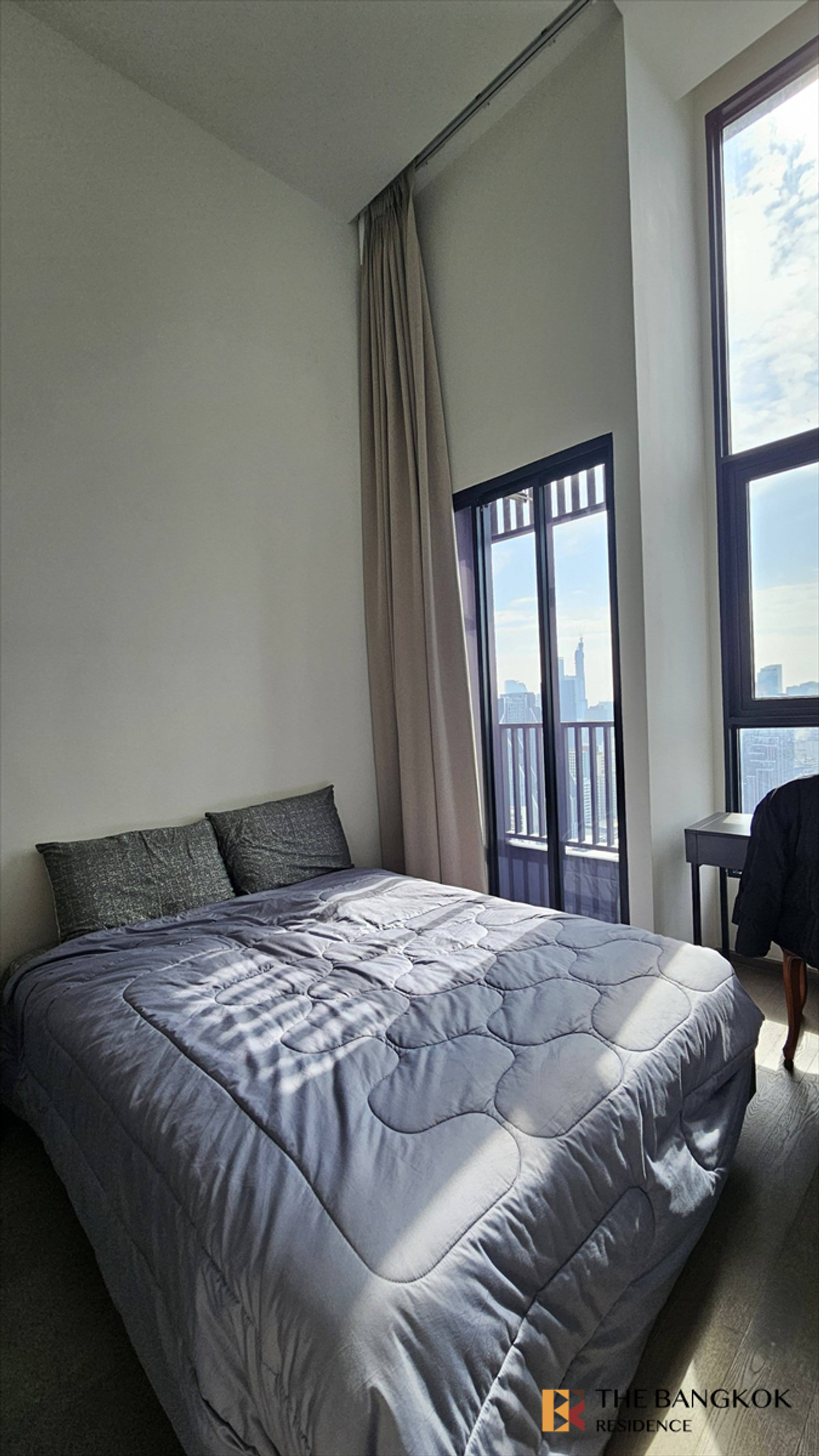 ขายคอนโดสยาม จุฬา สามย่าน : 💎ขายคอนโด Park Origin Chula-Samyan ห้อง Duplex 2 ห้องนอน เพดานสูง วิวเมือง ใกล้ MRT สามย่าน