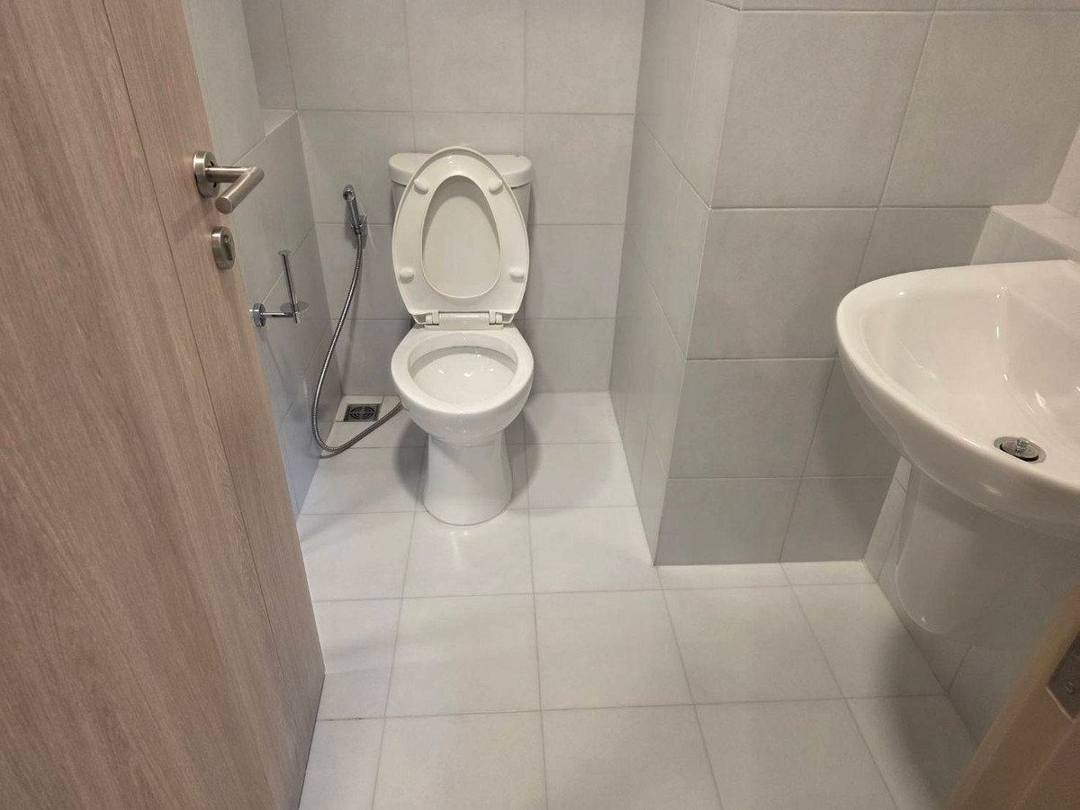 For RentCondoHuahin, Prachuap Khiri Khan, Pran Buri : Condo Cabanas Hua Hin, rent monthly, yearly.