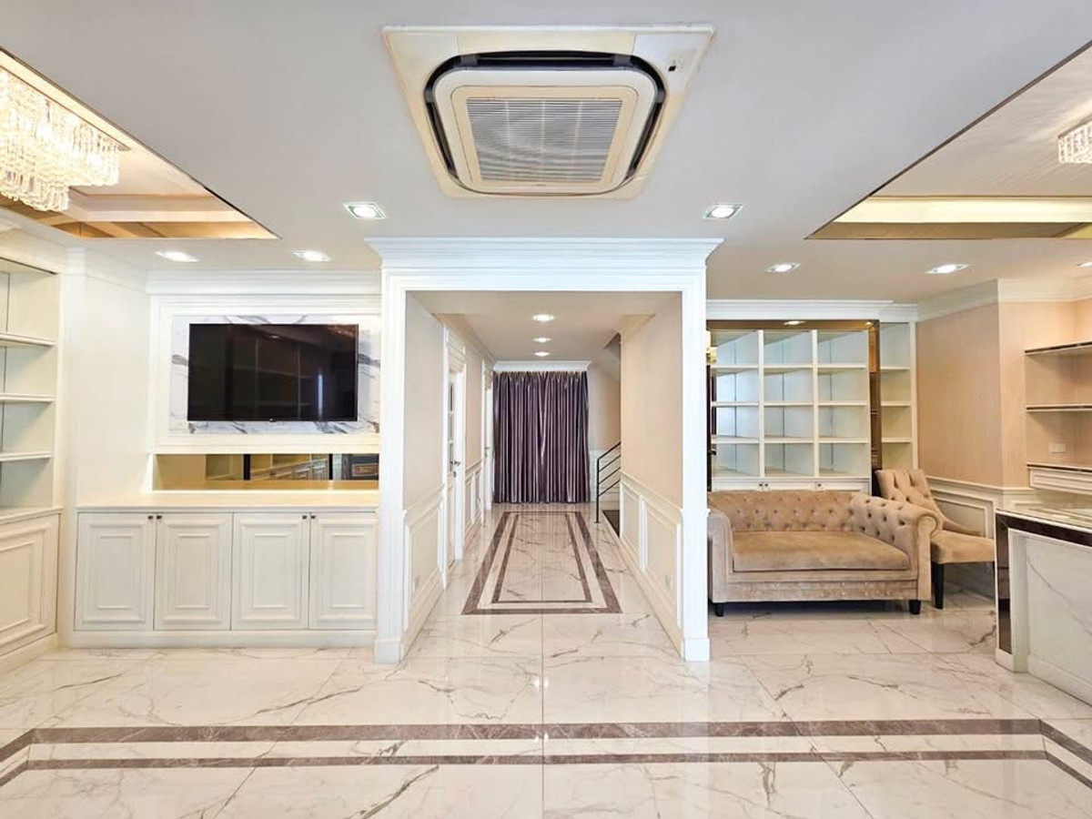 For SaleHome OfficeKaset Nawamin,Ladplakao : District Ekkamai - Ramintra / 2 Bedrooms (FOR SALE) MNT026