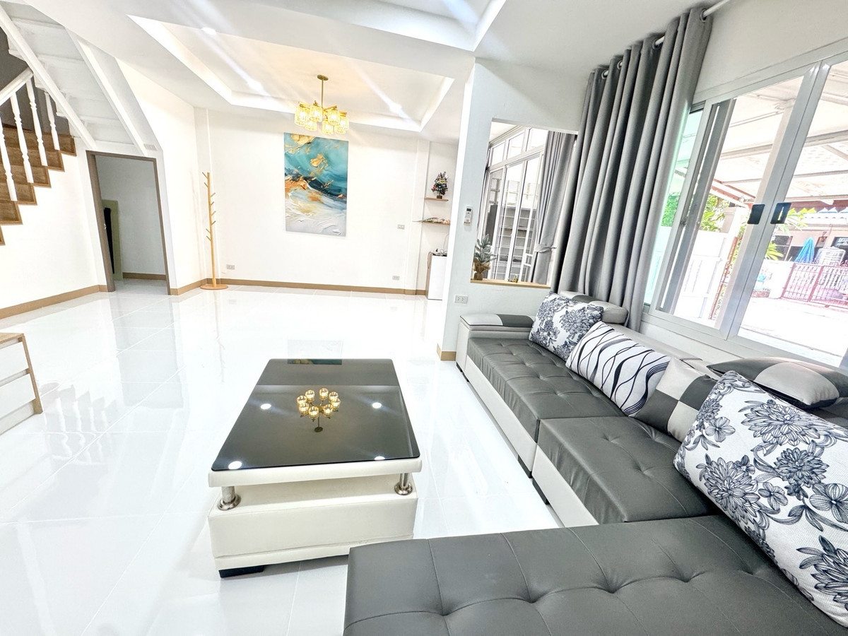 For RentHouseRatchadapisek, Huaikwang, Suttisan : 🌈Townhouse 2 floors, 5Bed 2Bath, Charoen 29, Ratchada 18, Huai Khwang, new house, available, ready to move in🔆