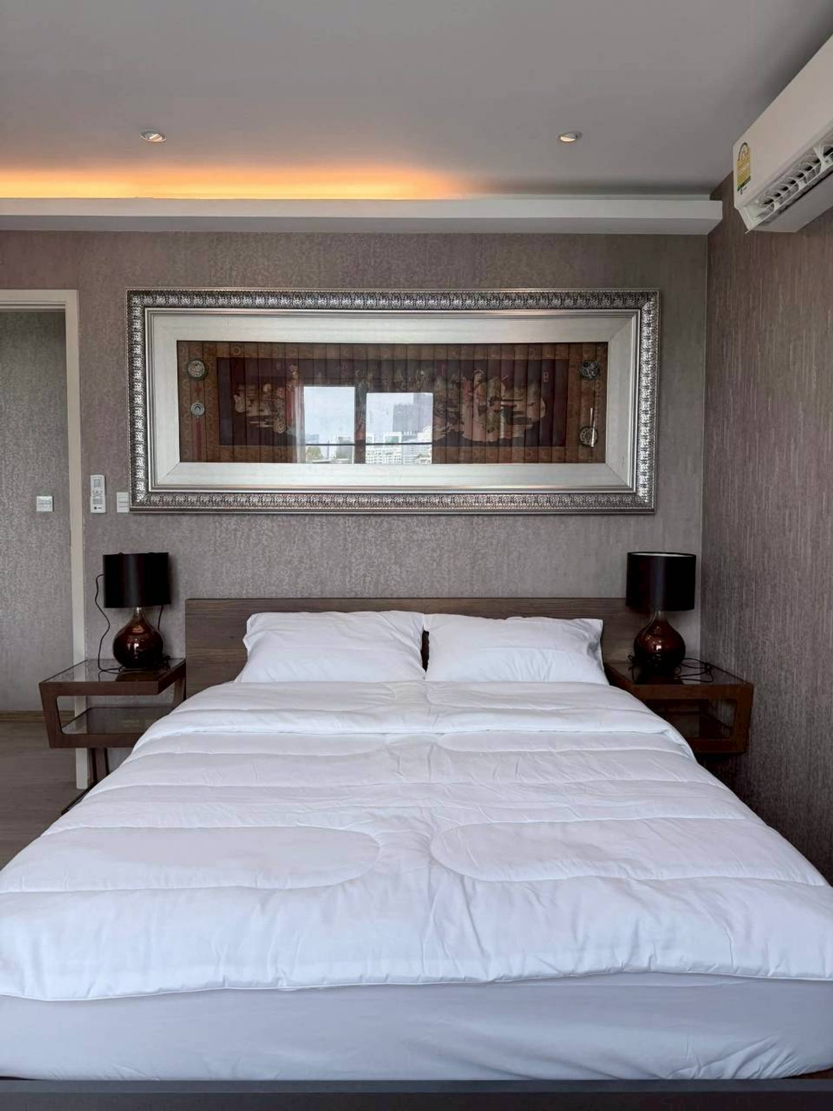 ให้เช่าคอนโดสุขุมวิท อโศก ทองหล่อ : ✅ MAETR103 ✅ Line : @p2nproperty