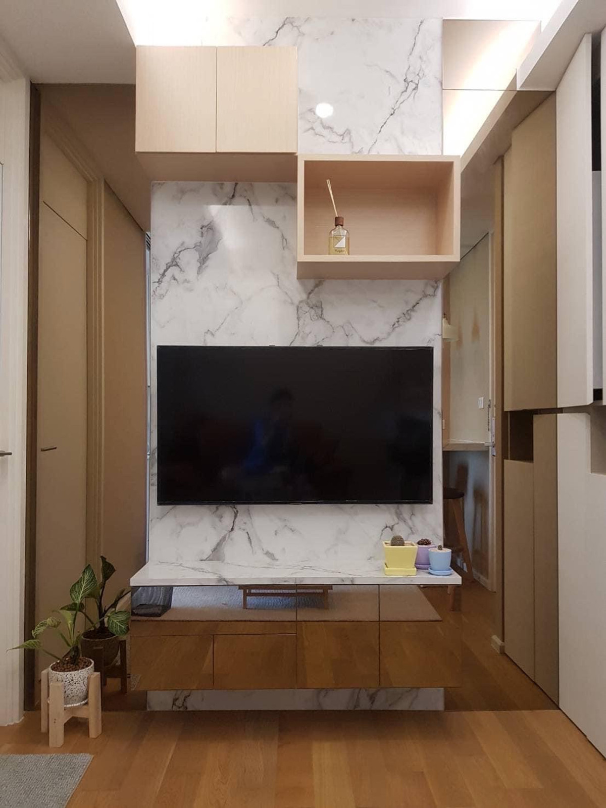 ให้เช่าคอนโดลาดพร้าว เซ็นทรัลลาดพร้าว : ว่าง ให้เช่า The Saint Residences (เดอะ เซนต์ เรสซิเดนซ์) ห้องบิ้วอินสวย วิวดี ไม่บล็อก Line : @condo24 (มี@ด้วย)