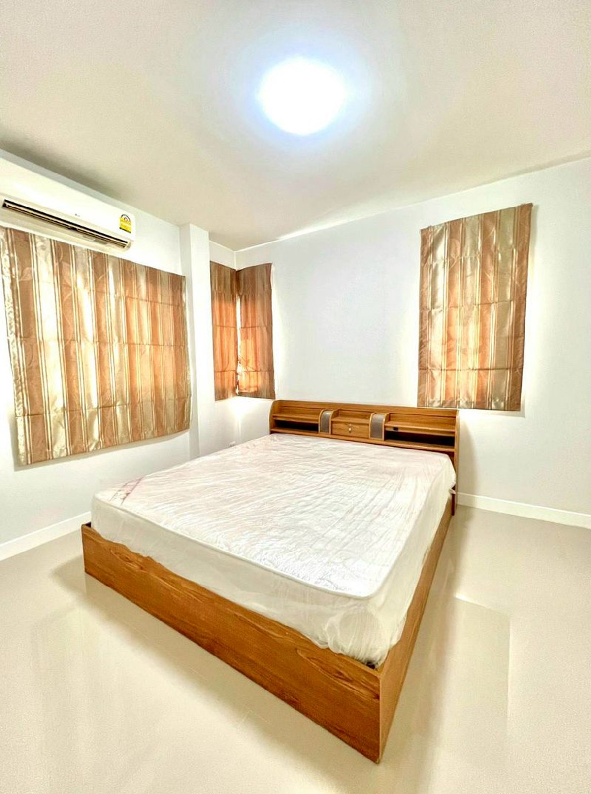 ขายบ้านเชียงใหม่ : ขายบ้านเดี่ยว บ้านชั้นเดียว หมู่บ้าน อรสิริน 3 ห้องนอน 2 ห้องน้ำ ต.สันปูเลย อ.ดอยสะเก็ด จ.เชียงใหม่