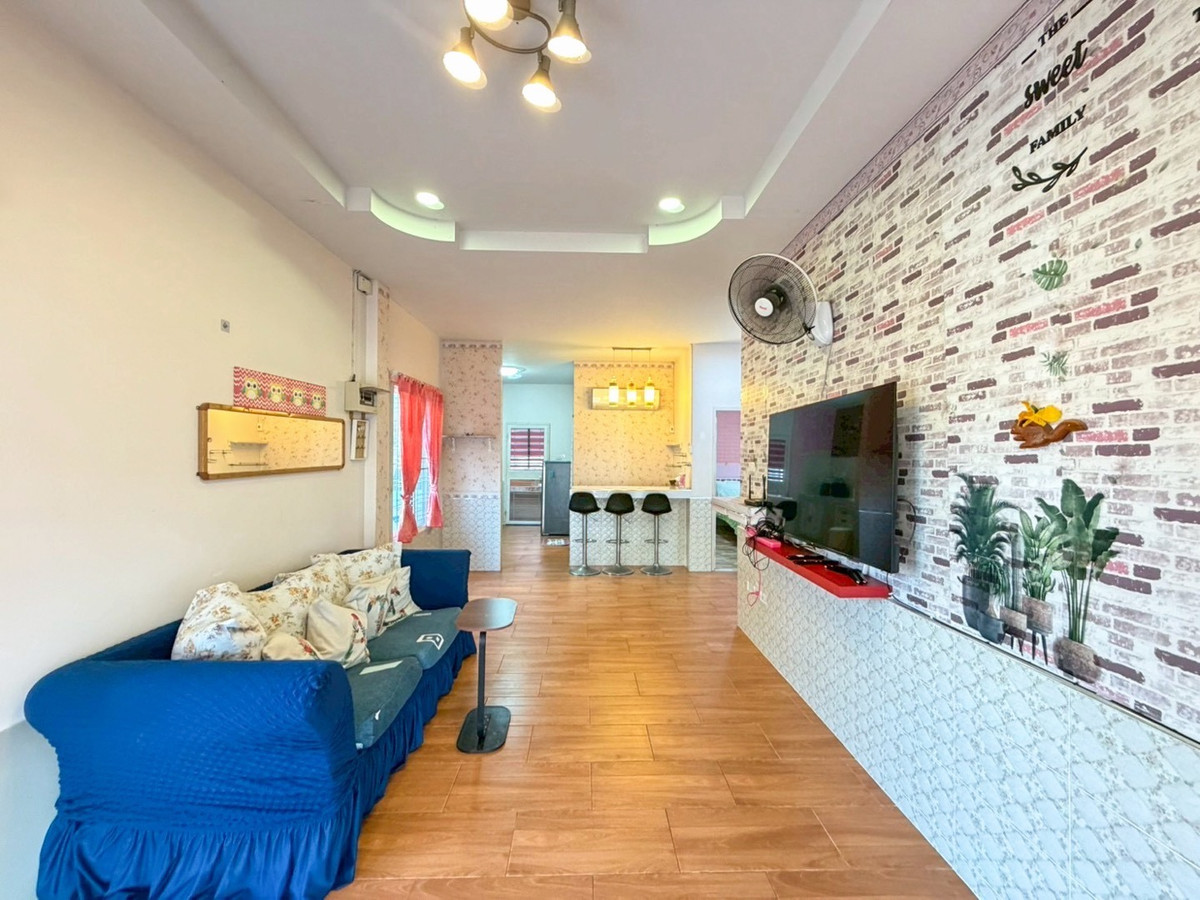 For SaleHouseHuahin, Prachuap Khiri Khan, Pran Buri : House for sale in Bo Fai, Hua Hin, with tenants, having immediate income.