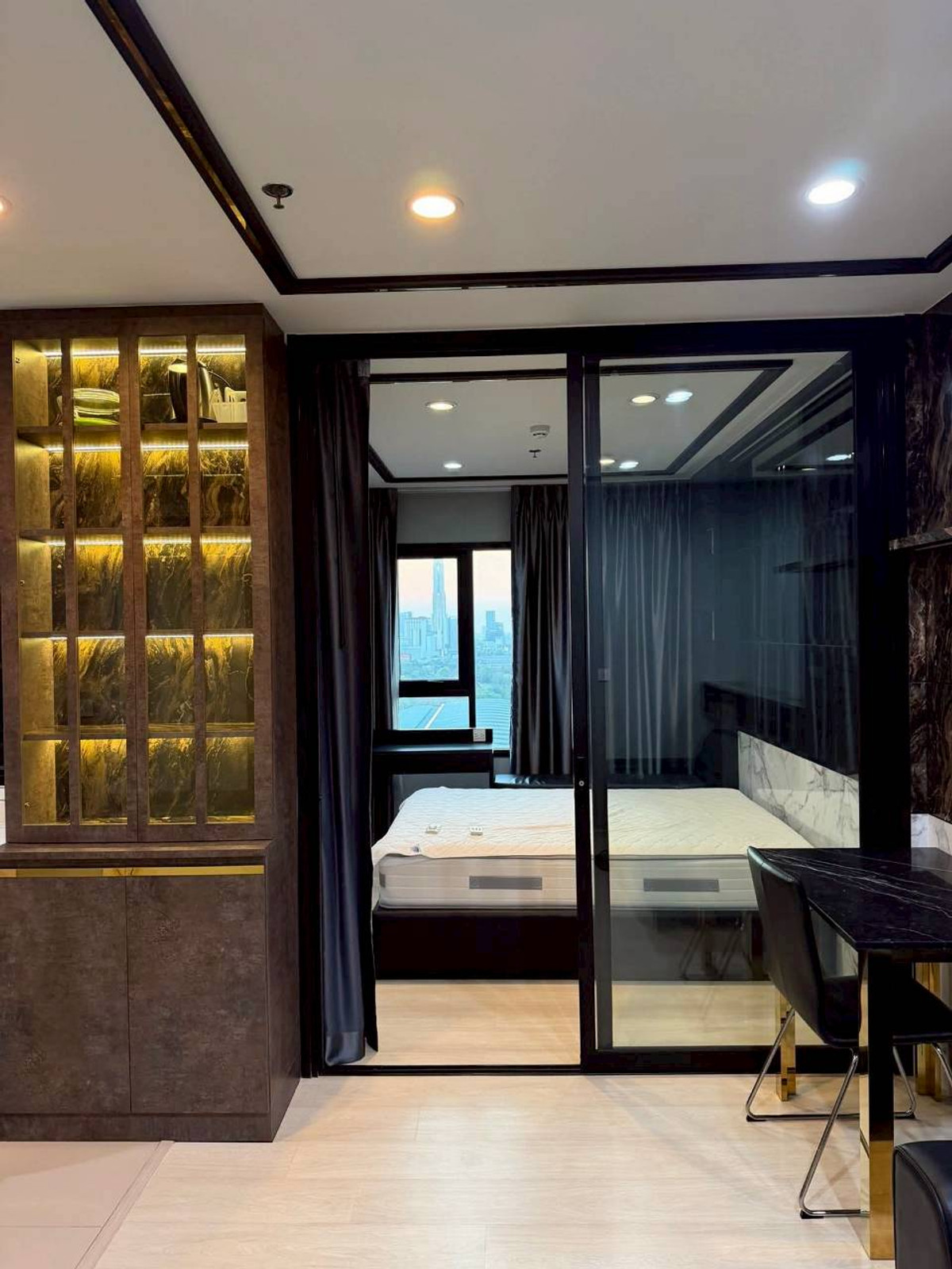 ให้เช่าคอนโดพระราม 9 เพชรบุรีตัดใหม่ RCA : ✅ LFA146 ✅ Line : @p2nproperty