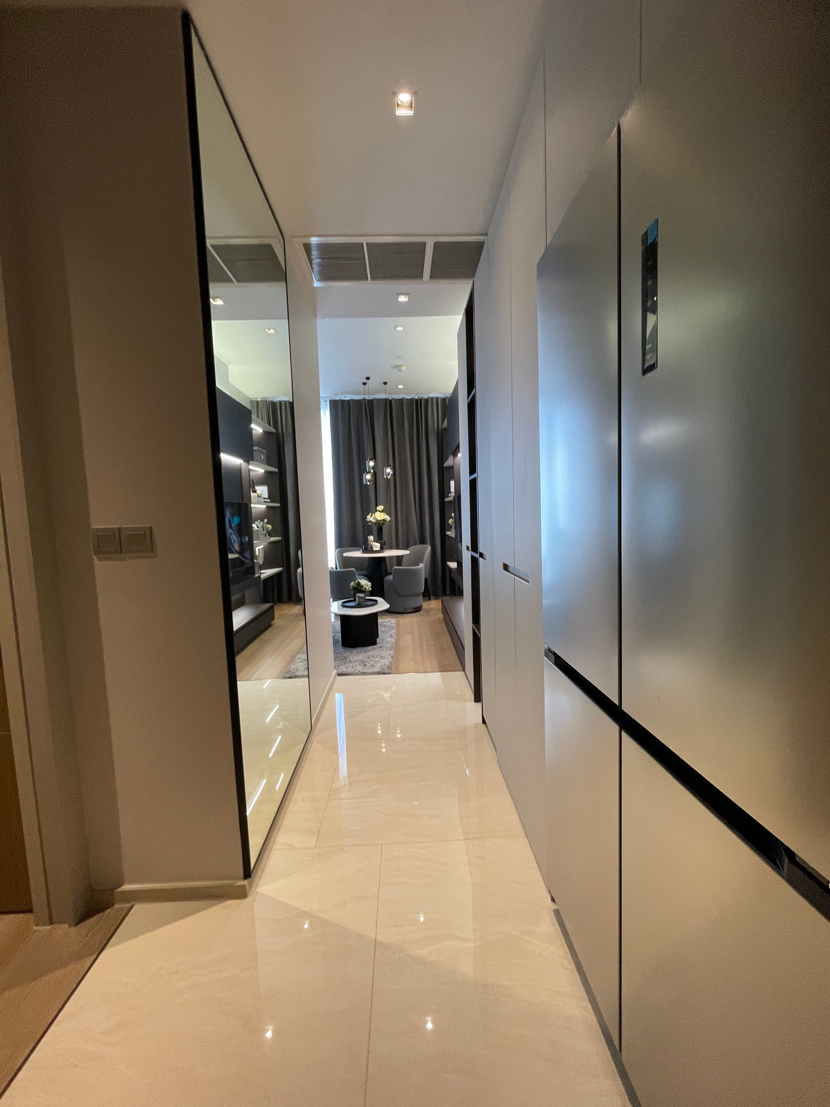 ขายคอนโดสีลม ศาลาแดง บางรัก : 💎 [Ultimate Legacy] ASHTON SILOM – 1BR XL (49.58 ตร.ม.) ชั้น 32 ห้องมุมแห่งวิสัยทัศน์เหนือระดับ บนถนนสายประวัติศาสตร์ 💎 