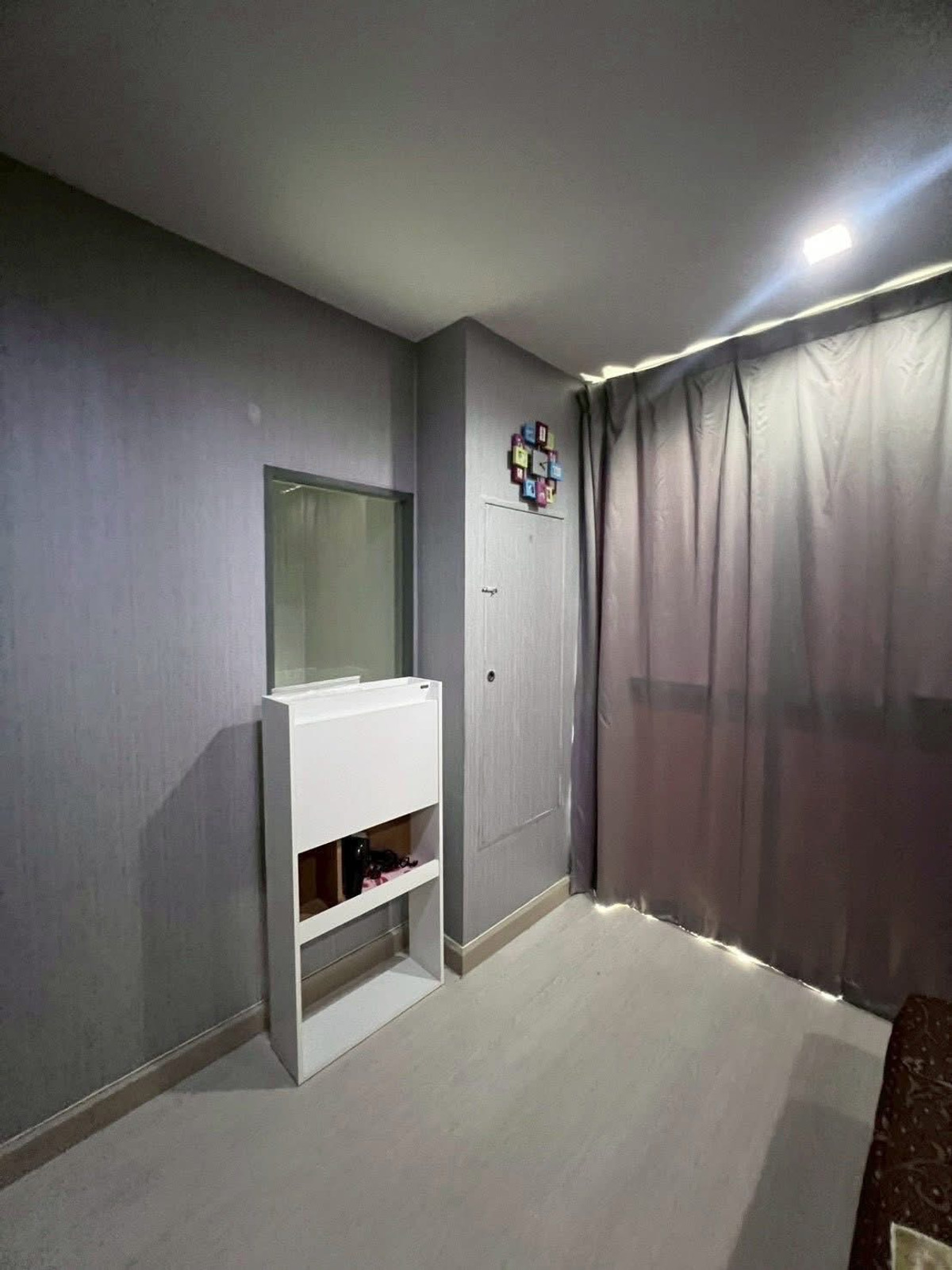 For RentCondoOnnut, Udomsuk : 🔥 Reduced price to only 17,000 baht/month 🔥 🏢 Ideo Mobi Sukhumvit 81 – Tower B ✨ 2-story duplex room, high ceiling, airy, open, very livable ✨