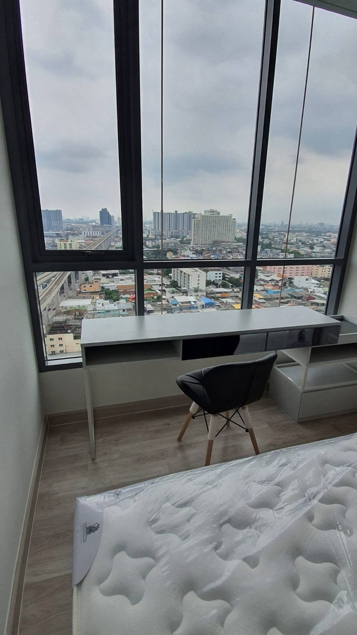 ให้เช่าคอนโดบางซื่อ วงศ์สว่าง เตาปูน : 🔥 ชั้นสูง วิวสวย ทำเลอินเตอร์เชนจ์ ‼️ ให้เช่า Niche Pride Taopoon Interchange คอนโดทำเลดีมาก ใกล้รถไฟฟ้า ห้องสวย เฟอร์นิเจอร์ + เครื่องใช้ไฟฟ้าครบ พร้อมเข้าอยู่ทันที 📍 (ตอบแชทไว รับสายไวมาก)