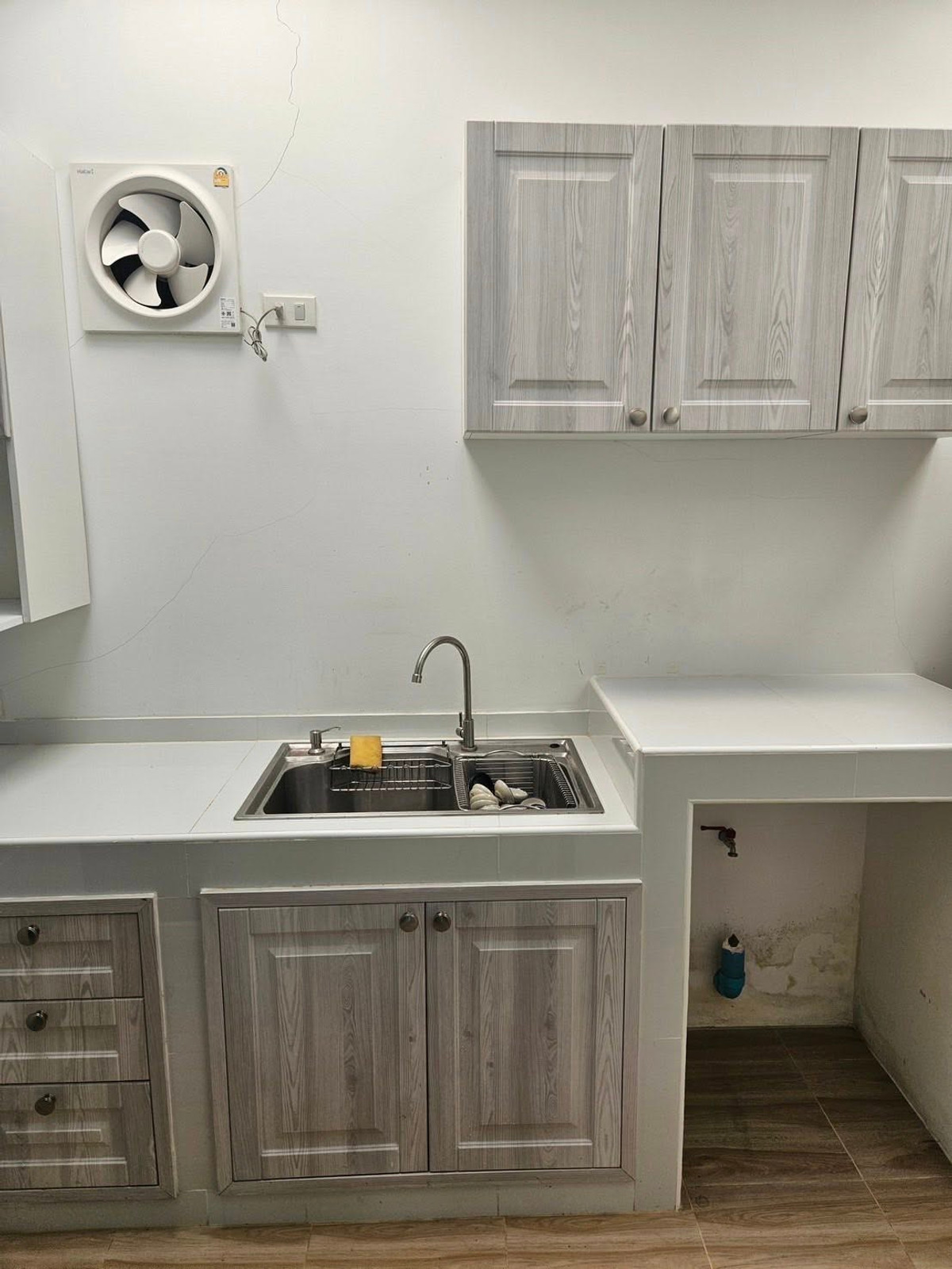 ให้เช่าทาวน์โฮมบางแค เพชรเกษม : บ้านกลางเมือง สาทร - กัลปพฤกษ์ / 3 ห้องนอน (เช่า), Baan Klang Muang Sathorn - Kalapaphruek / 3 Bedrooms (FOR RENT) BALL310