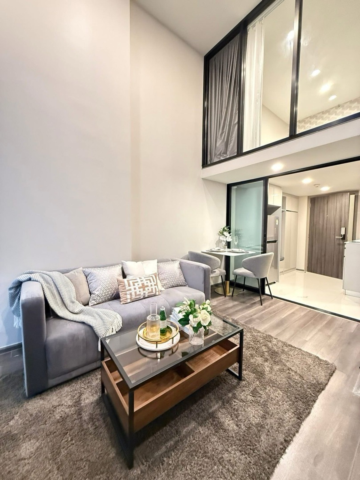 For RentCondoRama9, Petchburi, RCA : Condo Rama 9 for rent, beautiful room