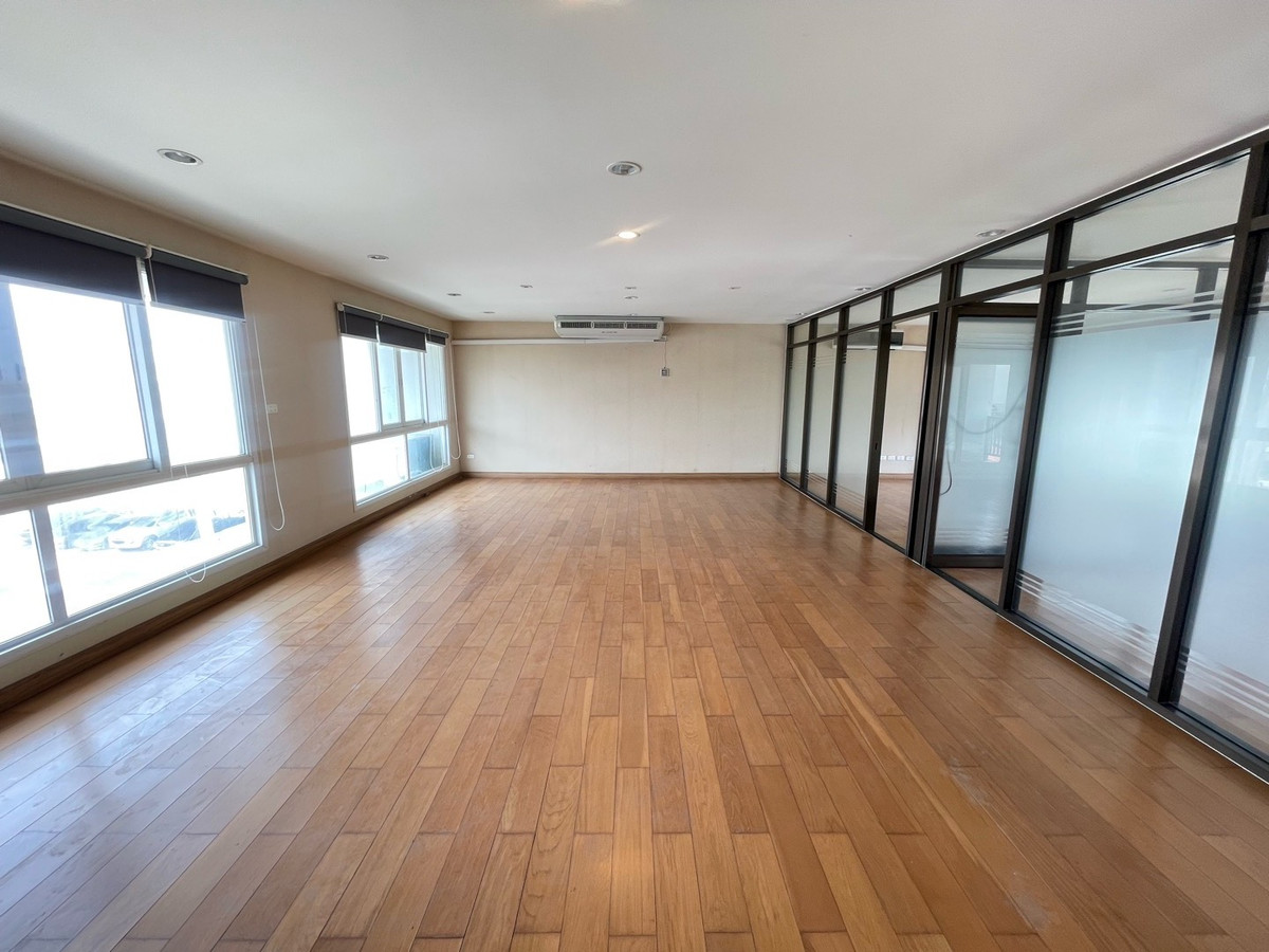 For RentHome OfficeSamut Prakan,Samrong : Premium Home Office for Rent: The Terminal Suvarnabhumi
The Ultimate Strategic Location for Logistics, Import-Export, and Modern Enterprises!