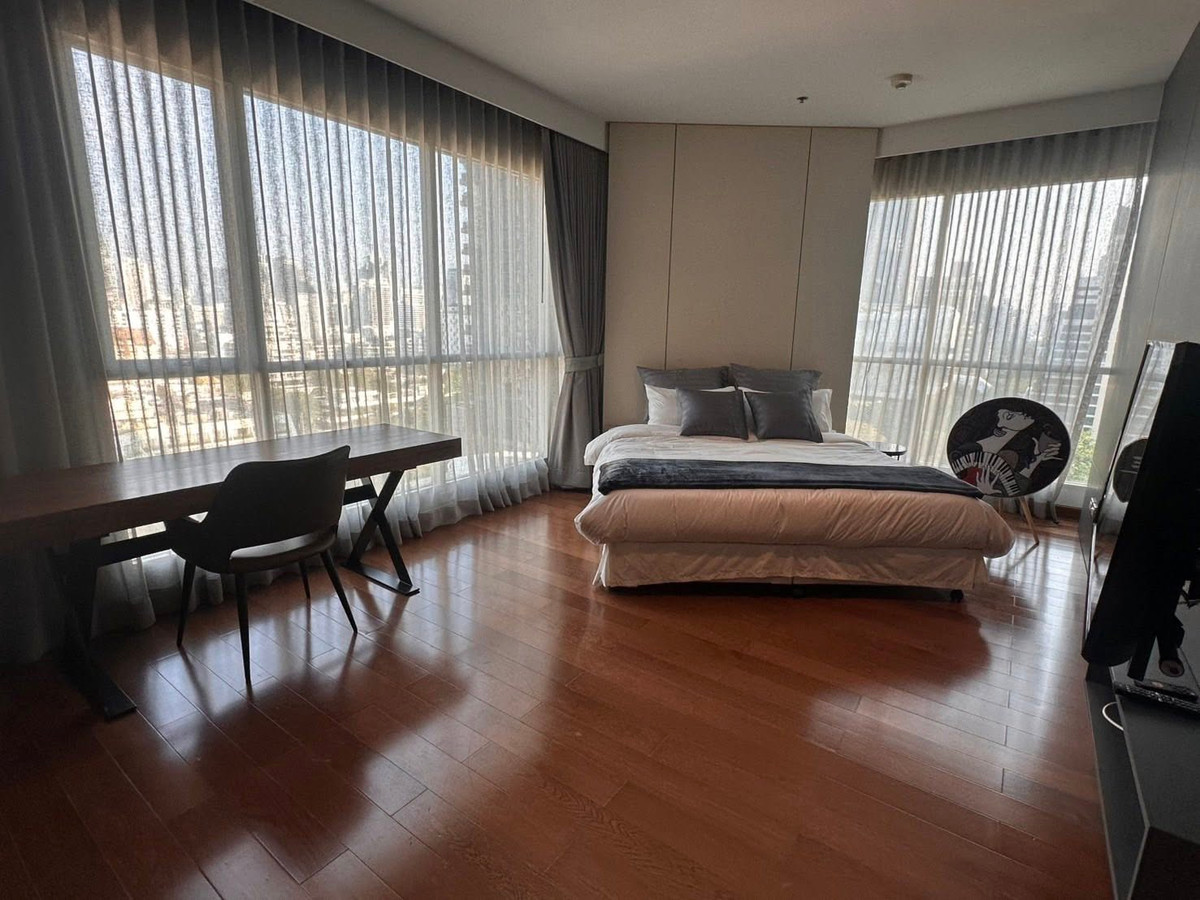 ให้เช่าคอนโดวิทยุ ชิดลม หลังสวน : The Address Chidlom — 104 sqm | 2 Bedrooms | 2 Bathrooms | 65,000 THB/month