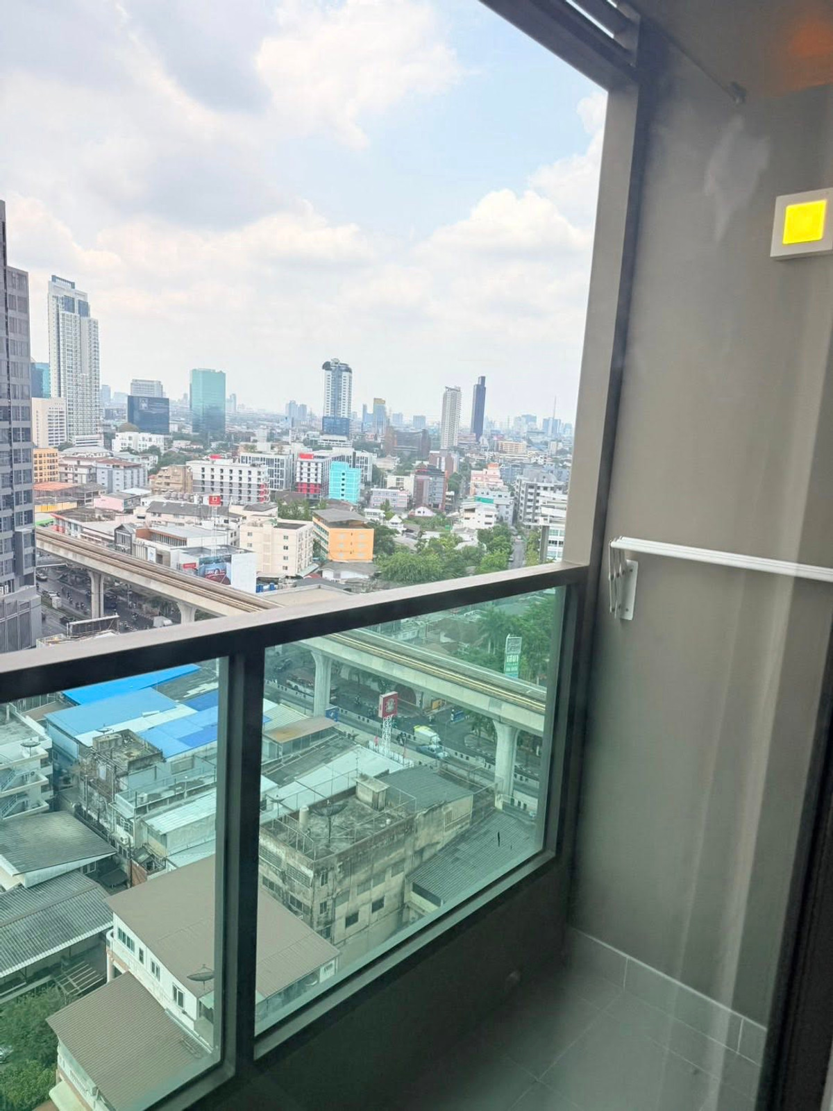 For RentCondoKasetsart, Ratchayothin : #E380🎉060469 Condo for Rent at Lumpini Park Phahon 32