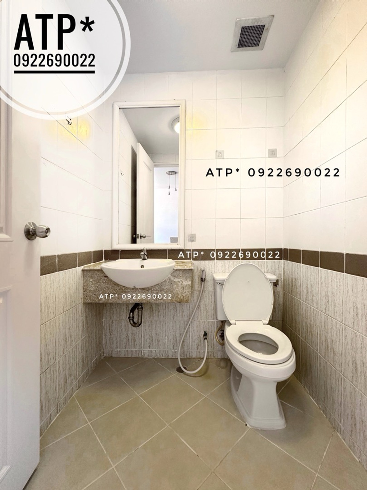 ให้เช่าทาวน์โฮมเกษตร นวมินทร์ ลาดปลาเค้า : **เช่า** ทาวน์เฮาส์โครงการ 24.5ตรว/3ชั้นเล่นระดับ/3นอน/4น้ำ/2โถง+ทานข้าว+ครัว/สวนหลังบ้าน/4แอร์/เฟอร์ครบ/1จอดรถ @ นวลจันทร์ เลียบด่วนเกษตร-นวมินทร์