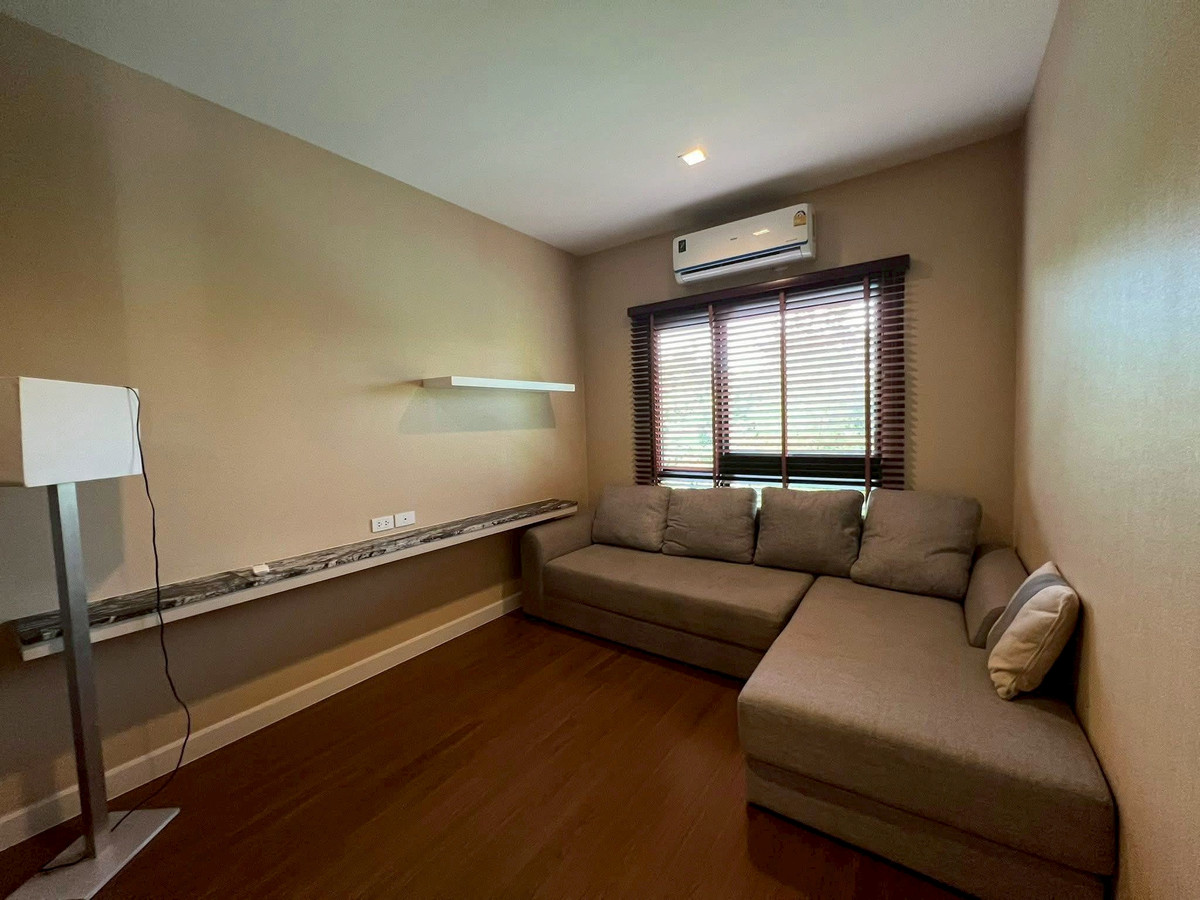 ให้เช่าบ้านบางนา แบริ่ง ลาซาล : บ้านกว้าง เหมาะสำหรับครอบครัว  | ทำเลดี House for Rent | Burasiri Wongwaen Onnut | 230 sqm | 4 Beds 3 Baths | Luxury Spacious Family Home Prime Location Best Value | Near APL Lat Krabang | 120,000 THB/month | บ้านหรูให้เช่า บุราสิริ วงแหวน อ่อนนุช  ใกล้ A