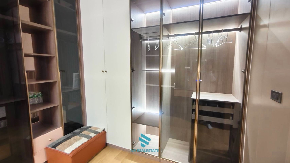 ขายบ้านเลียบทางด่วนรามอินทรา : (ขาดทุน10ล้าน) The glamor บ้าน+สระว่ายน้ำแต่งสวยเฟอร์ครบ พร้อมอยู่ ห่างเอกมัย 10 นาที 