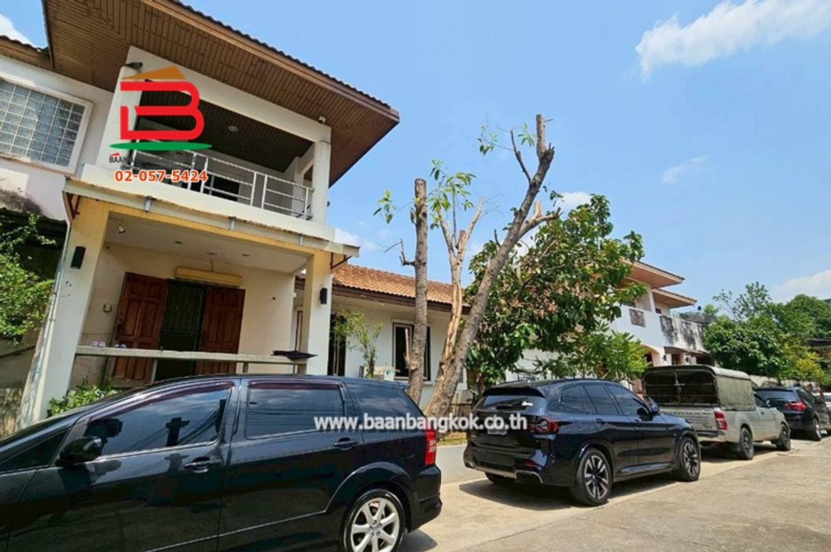 For SaleLandPattanakan, Srinakarin : Land with buildings, area 1 rai, Soi On Nut 17, Intersection 13, Sukhumvit Road 77, Suan Luang Subdistrict, Suan Luang District.