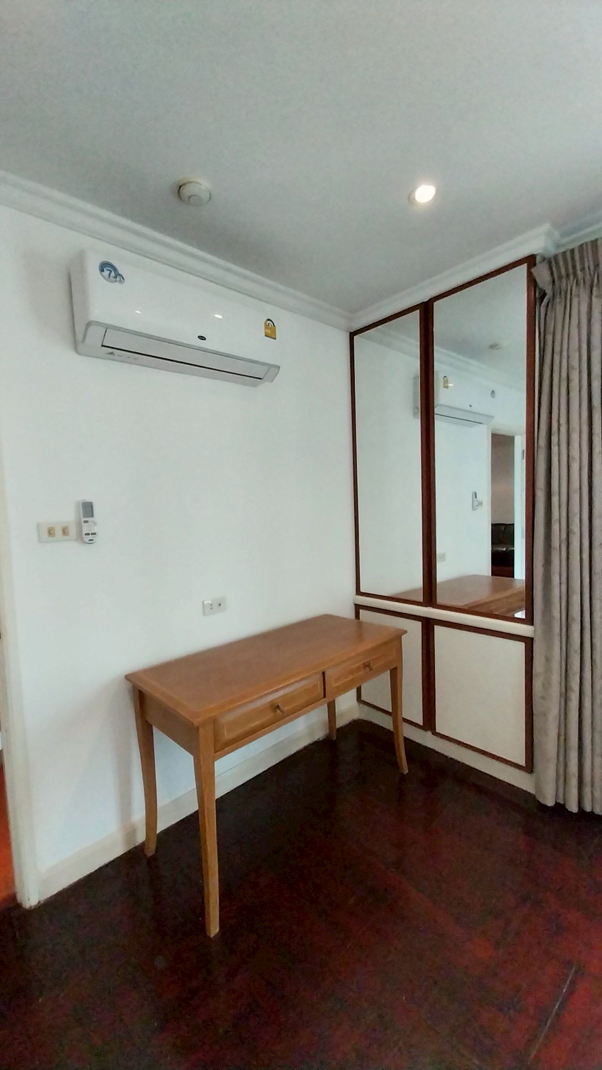 ขายคอนโดนานา : 🔥ขายด่วน🔥คอนโด Liberty Park2 >> สุขุมวิท 11 ใกล้ BTS นานา 123.19 ตร.ม. 2 ห้องนอน 2 ห้องน้ำ เฟอร์นิเจอร์ครบ 📢 ราคา 8,900,000 บาท