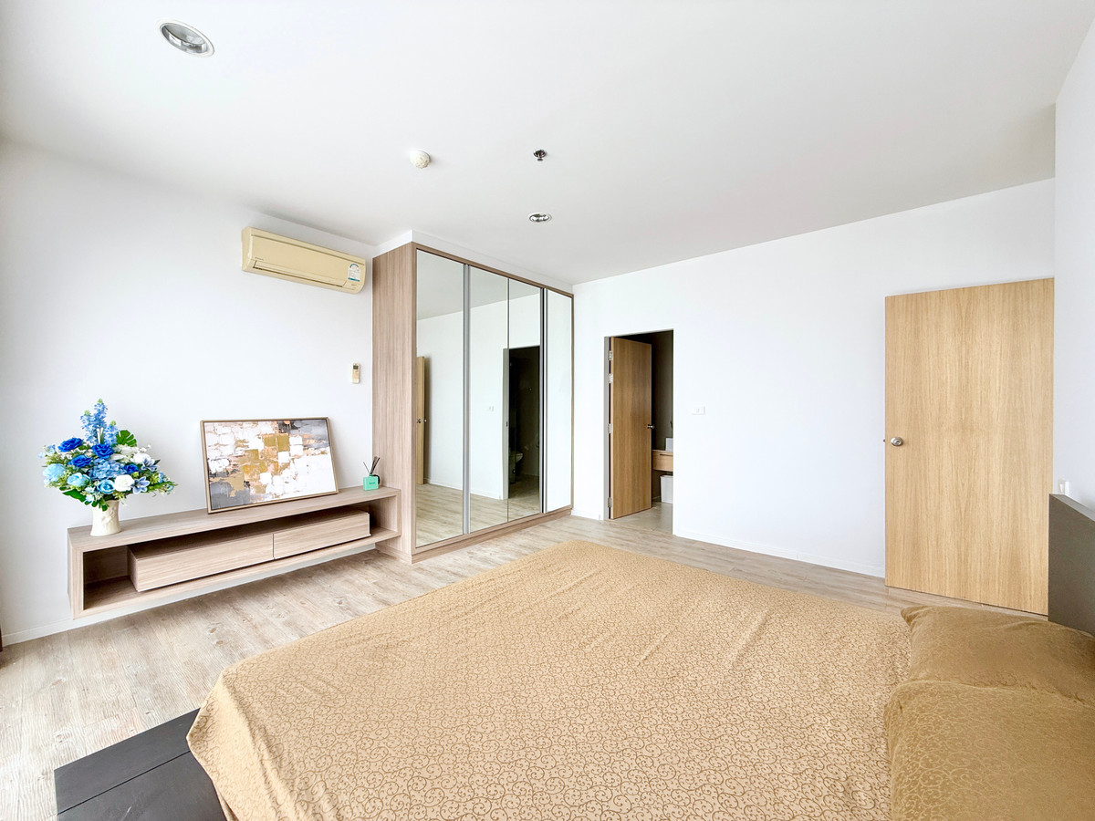 For SaleCondoLadprao, Central Ladprao : For sale📌 The issara Ladprao 1 bed 1 bath 52 Sq.m 5,290,000 baht Call 092-2462653 Donut