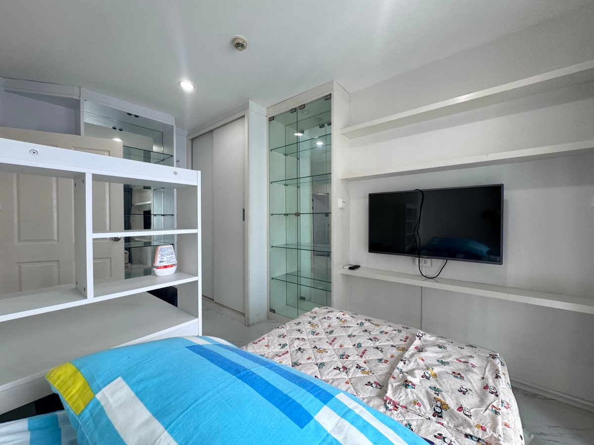 ให้เช่าคอนโดลาดพร้าว เซ็นทรัลลาดพร้าว : Sym Vibha Ladprao 2 ห้องนอน ห้องมุม รีโนเวทใหม่ ทำเลดีมาก ใกล้ central ladprao สวนจตุจักร, bts ,mrt