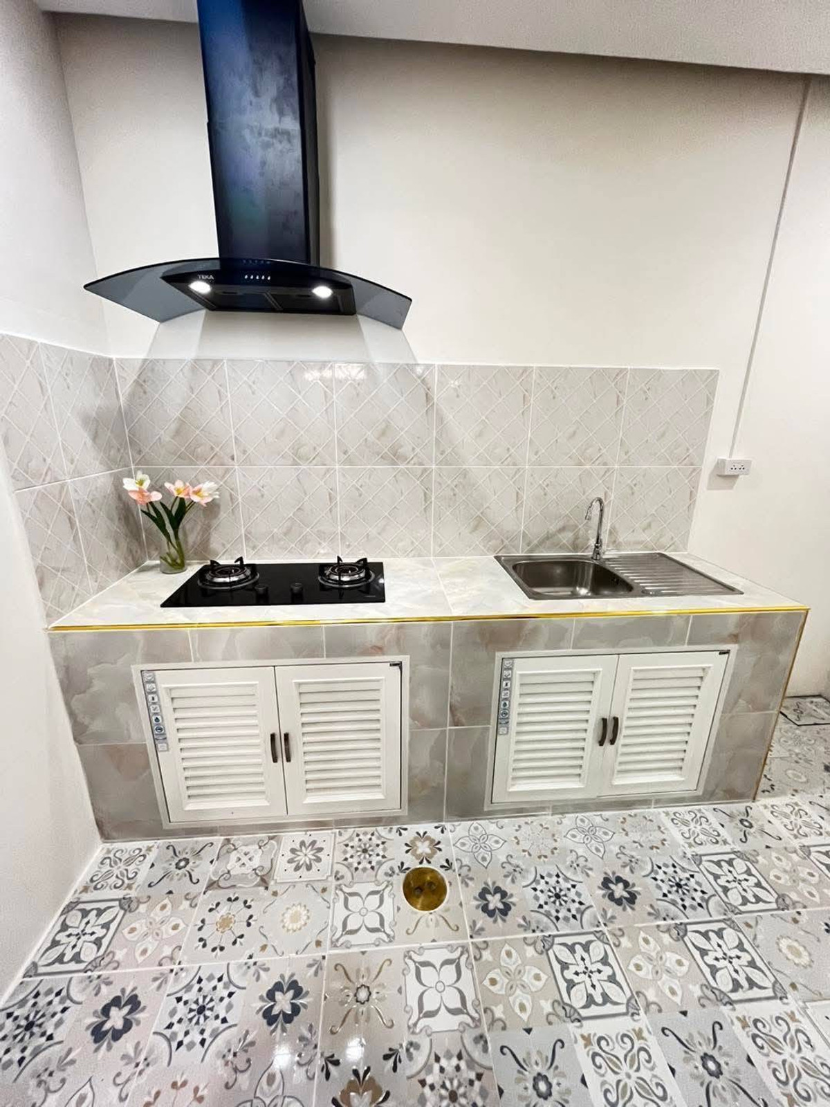 ขายทาวน์โฮมนนทบุรี บางใหญ่ บางบัวทอง : ขายทาวน์เฮาส์พระปิ่น 3 บางใหญ่ 17 ตร.ว. 3 นอน แต่งใหม่มีระเบียง ฟรีเฟอร์ฯ ฟรีโอน