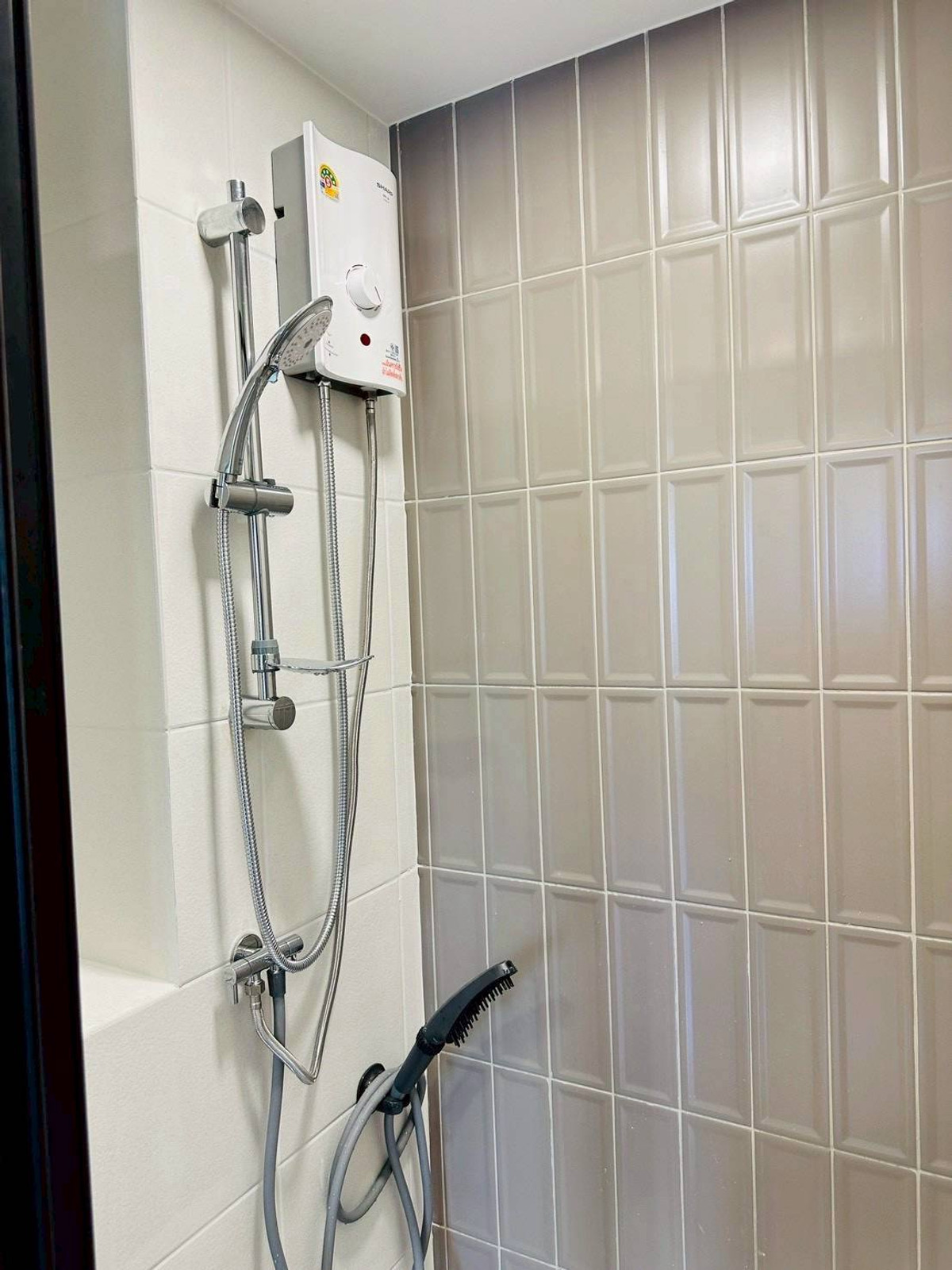 ให้เช่าคอนโดปทุมธานี รังสิต ธรรมศาสตร์ : คอนโดเช่า  Kave Wonderland ใกล้ ม.ธรรมศาสตร์รังสิต เลี้ยงสัตว์ได้ 1 ห้องนอน 11,000/เดือน