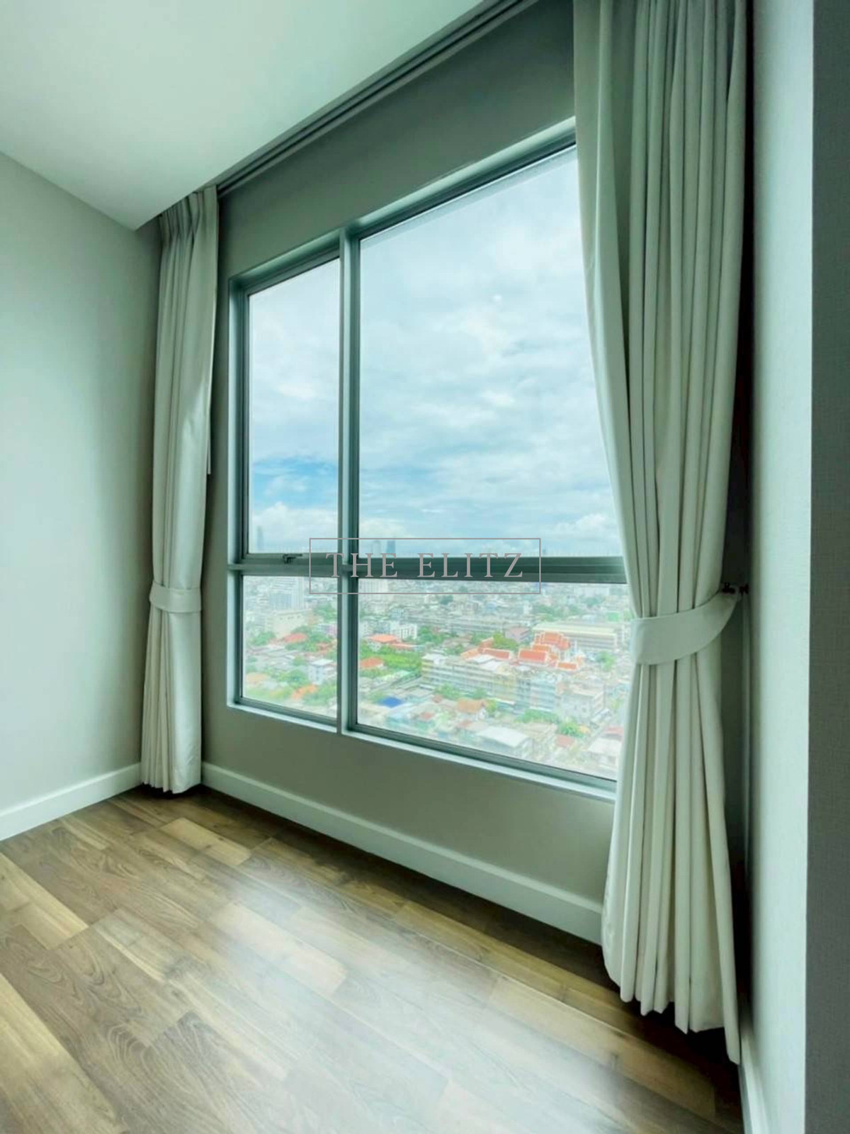 For RentCondoThaphra, Talat Phlu, Wutthakat : ✨ Experience a higher standard of living than The Room Sathorn–Taksin. Live life through tastefully designed spaces. To support every moment of life