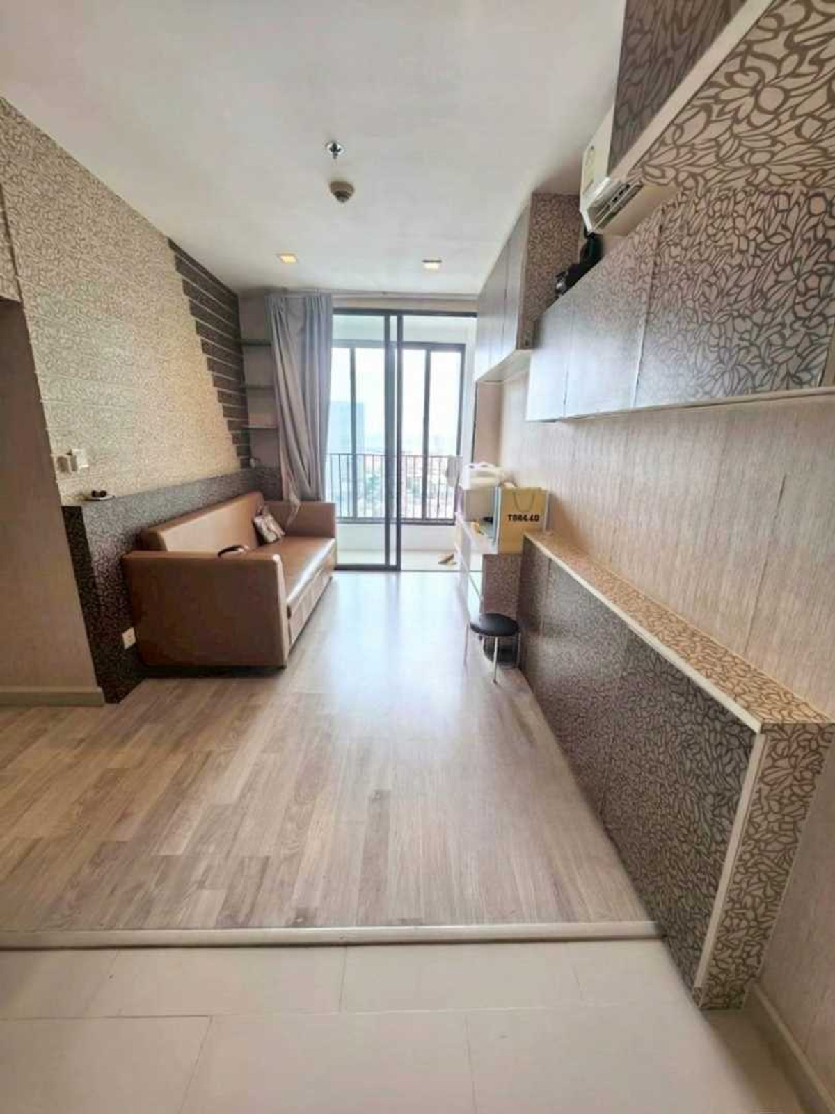 For SaleCondoWongwianyai, Charoennakor : Condo for sale Ideo Mobi Sathorn 51.32 sqm, Steps from BTS Krung Thon Buri