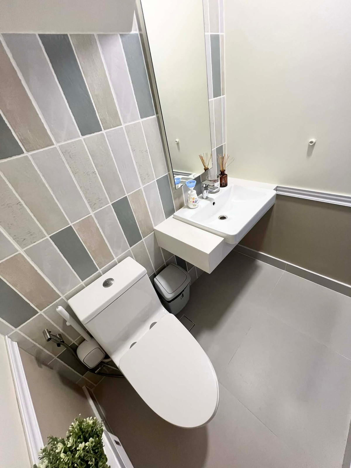 ให้เช่าทาวน์โฮมบางนา แบริ่ง ลาซาล : 🐶🐱ทาวน์โฮมให้เช่า : Villaggio 3 ศรีนครินทร์ – บางนา | เฟอร์ครบ พร้อมอยู่ *Pet-Friendly*