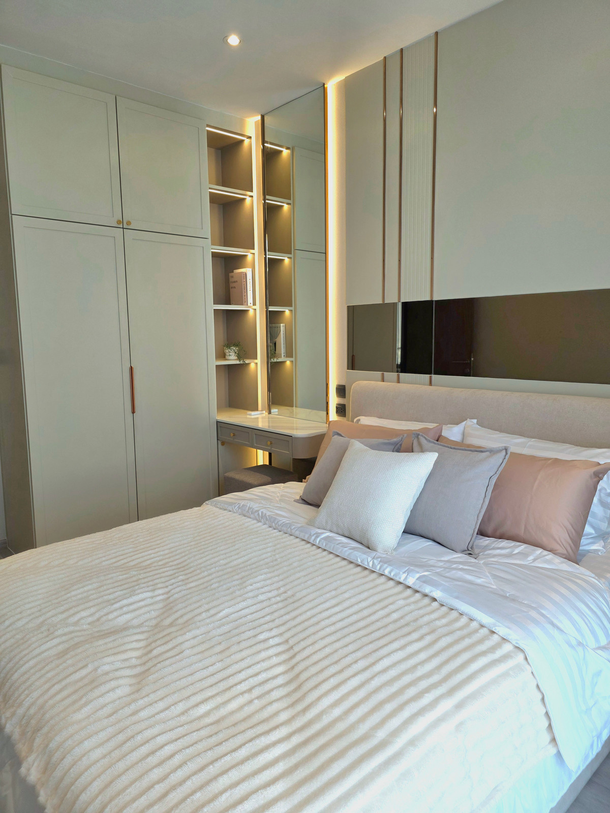 For RentCondoSukhumvit, Asoke, Thonglor : Rhythm Ekkamai Estate / 2 Bedrooms (FOR RENT), Rhythm Ekkamai Estate / 2 Bedrooms (FOR RENT) NA006