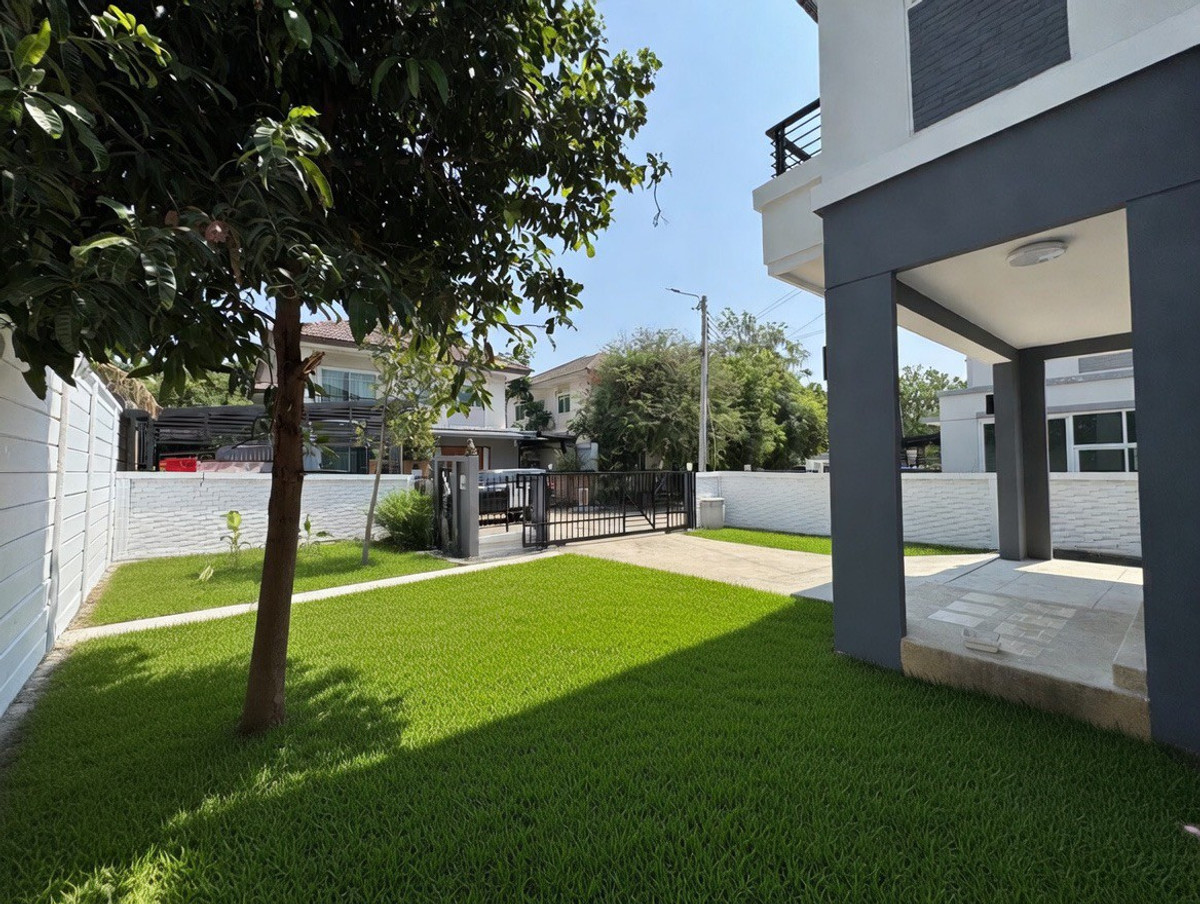 For SaleHouseRama5, Ratchapruek, Bangkruai : Single house for sale, newly renovated, The Plant Ratchaphruek, corner house 66 sq m (The Plant Ratchaphruek), cheapest in the project. Near Rama 5 roundabout and Central Westville.