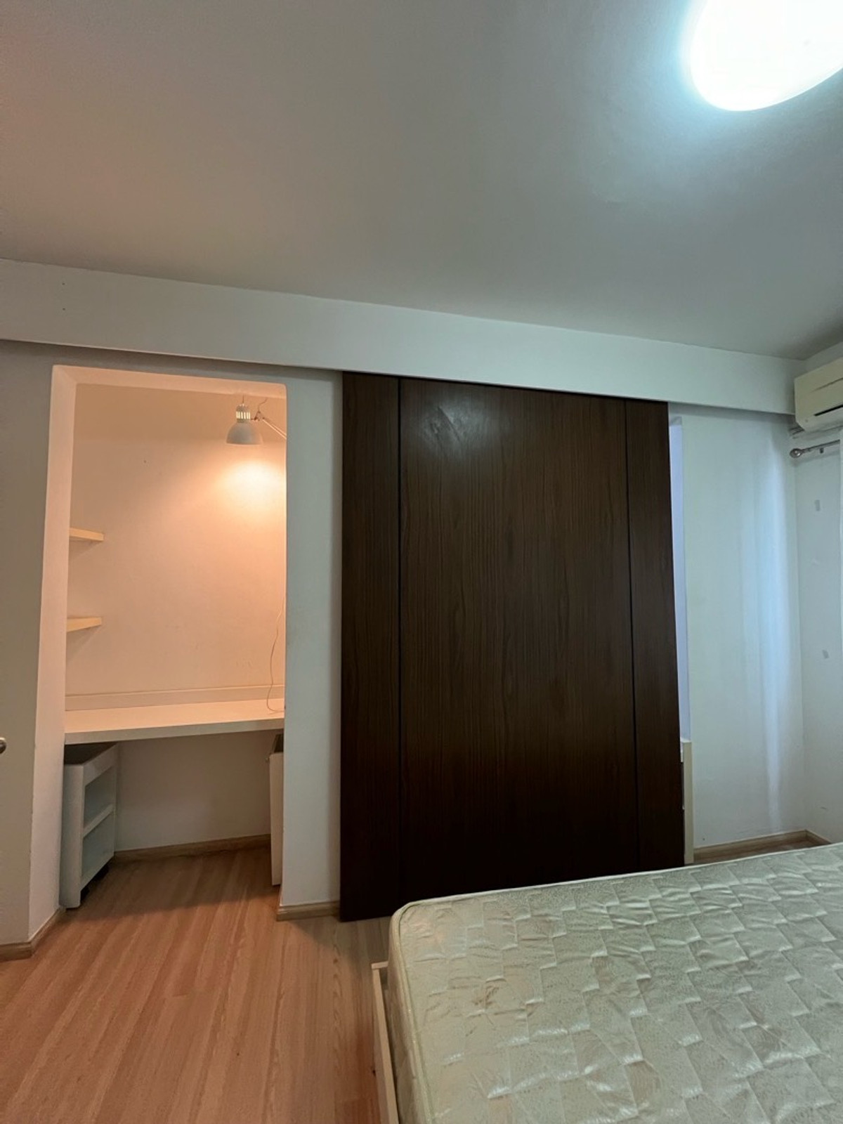 ให้เช่าคอนโดพระราม 9 เพชรบุรีตัดใหม่ RCA : ให้เช่า A Space Asoke-Ratchada อโศกรัชดา  
📍 ใกล้ MRT พระราม 9 700 เมตร