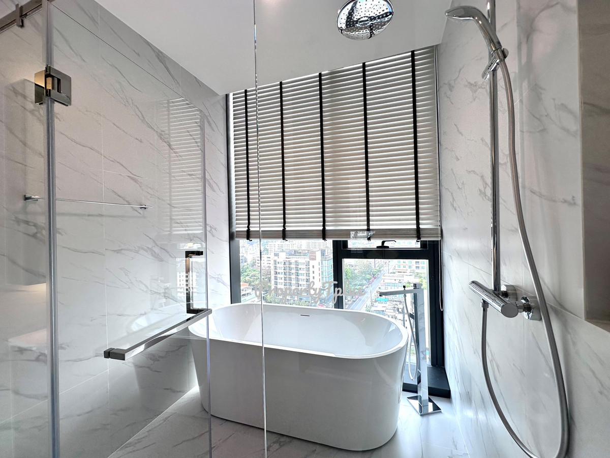 For SaleCondoSukhumvit, Asoke, Thonglor : 2 Bedroom Starts 20.9 MB* Discover Exclusive Living at AESTIQ Thonglor (Pet-Friendly) 