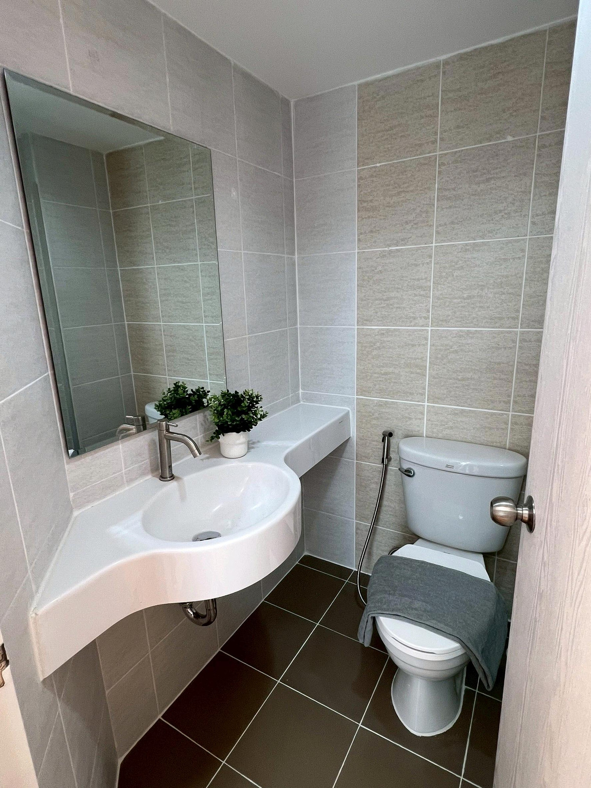 ขายคอนโดลาดกระบัง สุวรรณภูมิ : ‼️‼️ดีลที่ดีที่สุด ห้ามพลาด ห้องใหญ่แต่งสวย 