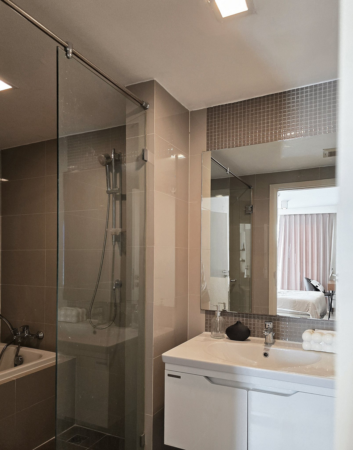 ให้เช่าคอนโดสุขุมวิท อโศก ทองหล่อ : WS3886 ให้เช่า Maestro 39 (Pet friendly) ใกล้ BTS พร้อมพงษ์ เลี้ยงสัตว์ได้จริง เพียง 27,000 บาท/เดือน 