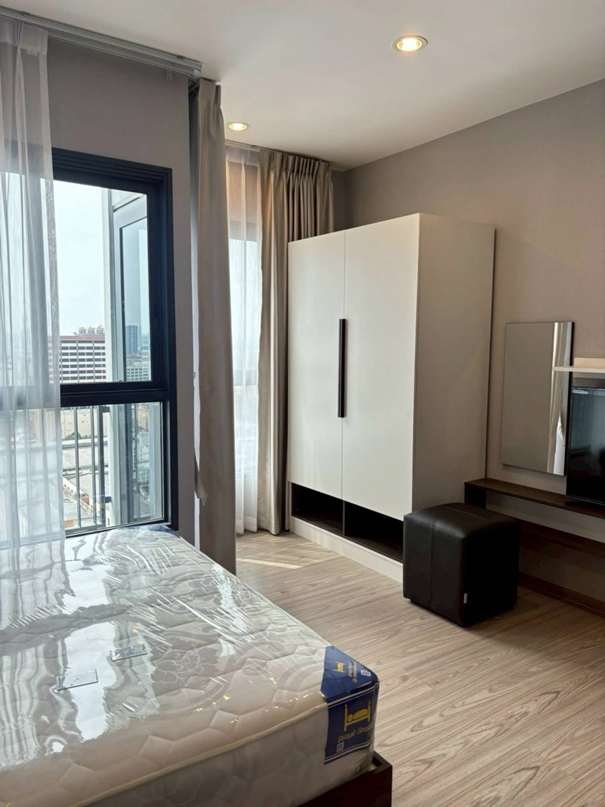 For RentCondoRamkhamhaeng, Hua Mak : #R9801 🎉 290369 Condo for Rent: The Tree Huamak Interchange