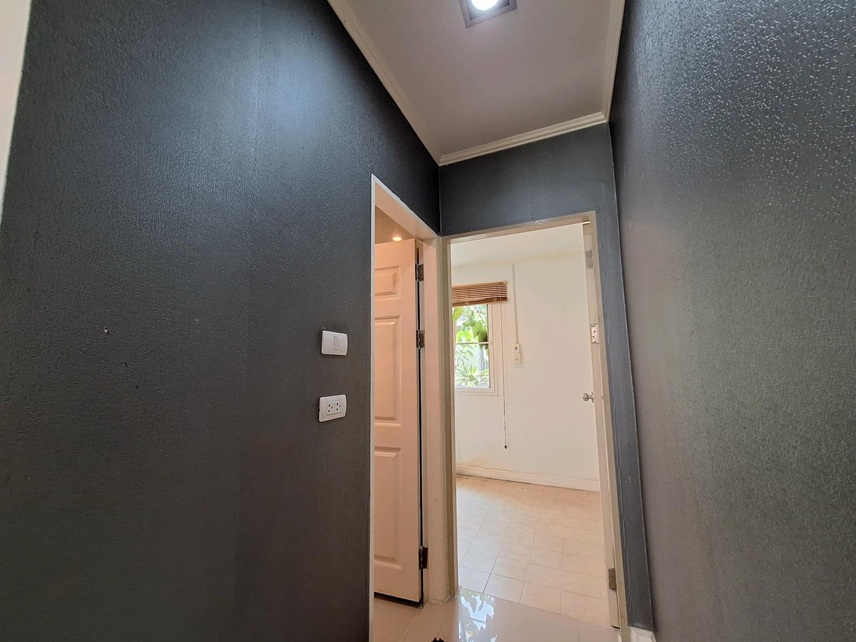 ให้เช่าบ้านมีนบุรี-ร่มเกล้า : บ้านเช่าร่มเกล้า ศุภาลัย พาร์ควิลล์ ร่มเกล้าสุวรรณภูมิ มีนบุรี 67 ตร.ว. 3 นอน ติดถนนร่มเกล้า เข้ามาเพียง 250 เมตร