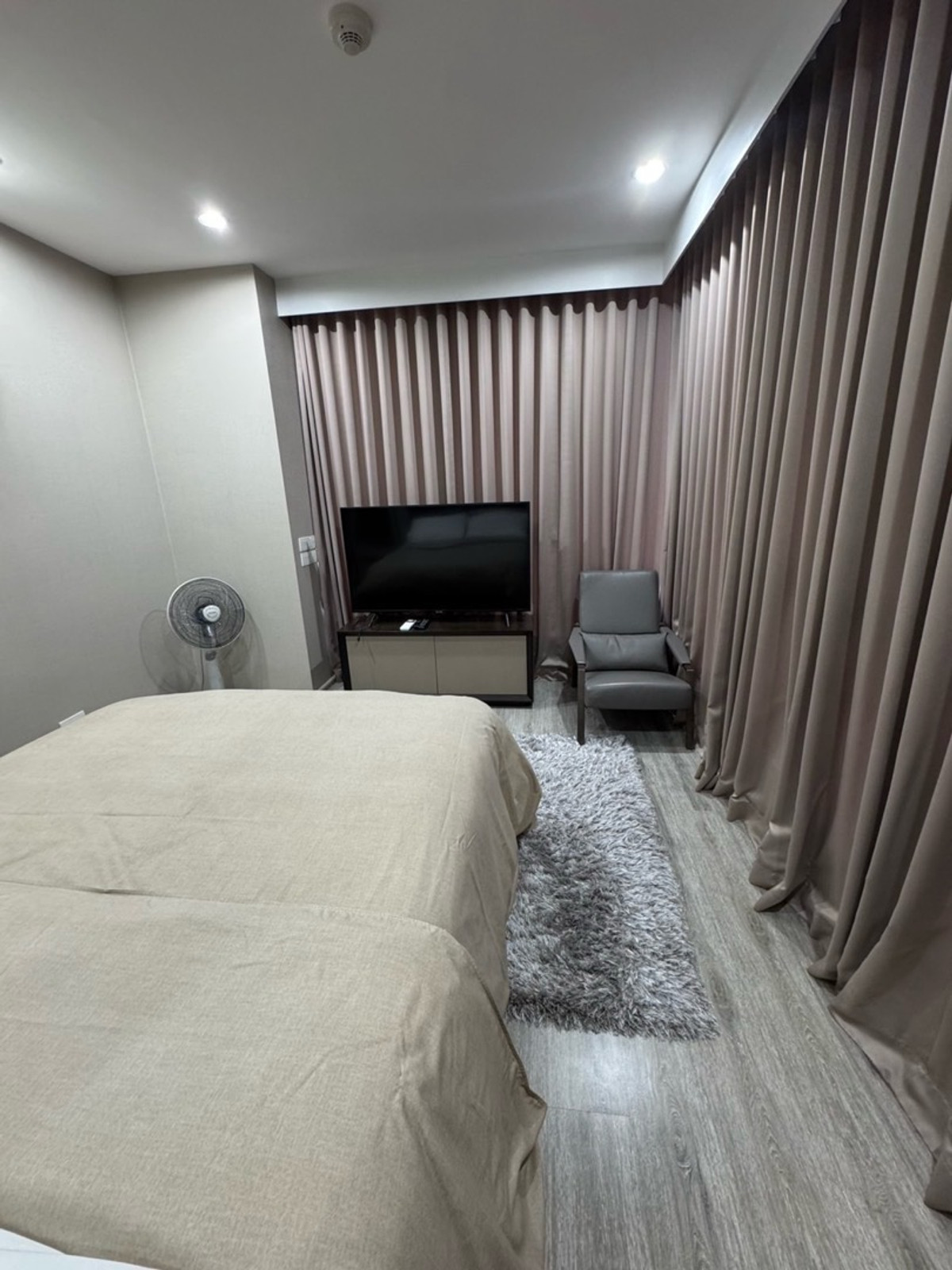 For RentCondoOnnut, Udomsuk : For Rent: Ideo Mobi Sukhumvit 66, 60,000 THB [MPr260326]