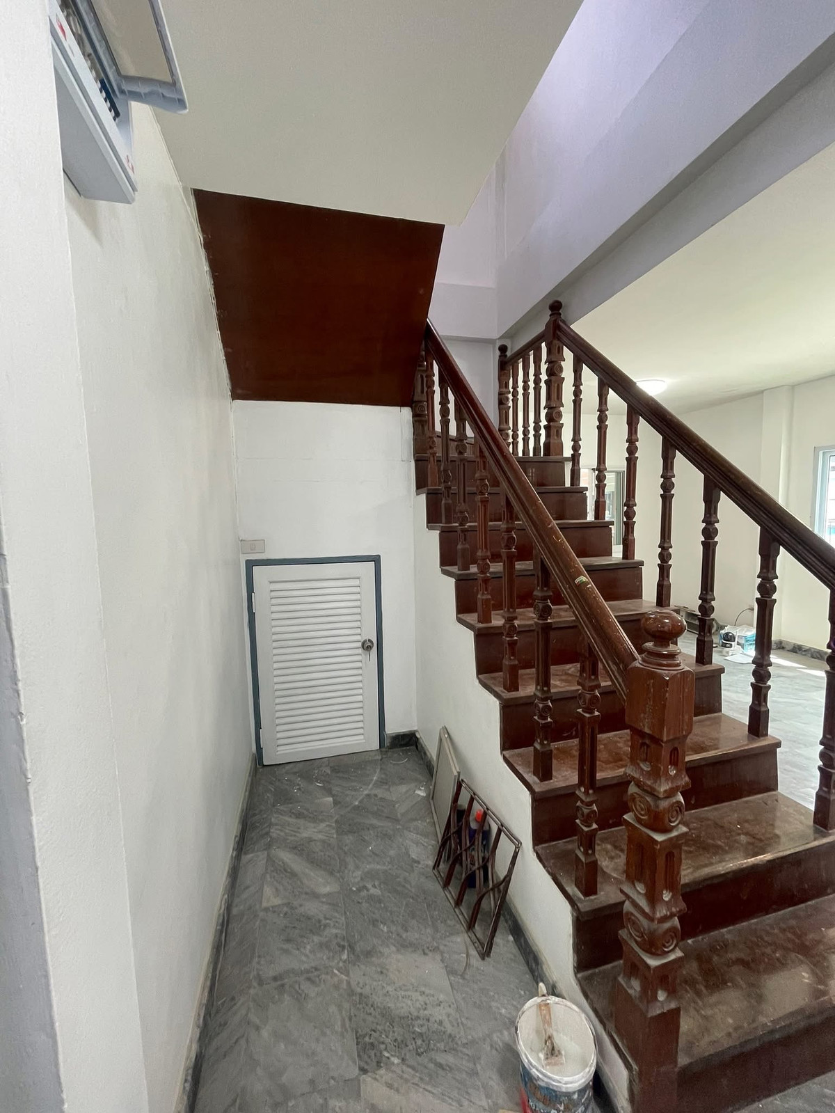 ขายทาวน์โฮมเกษตร นวมินทร์ ลาดปลาเค้า : หมู่บ้านกัญจน์เพชร 3 / 3 ห้องนอน (ขาย), Kanjpetch 3 Village / 3 Bedrooms (FOR SALE) MNT063