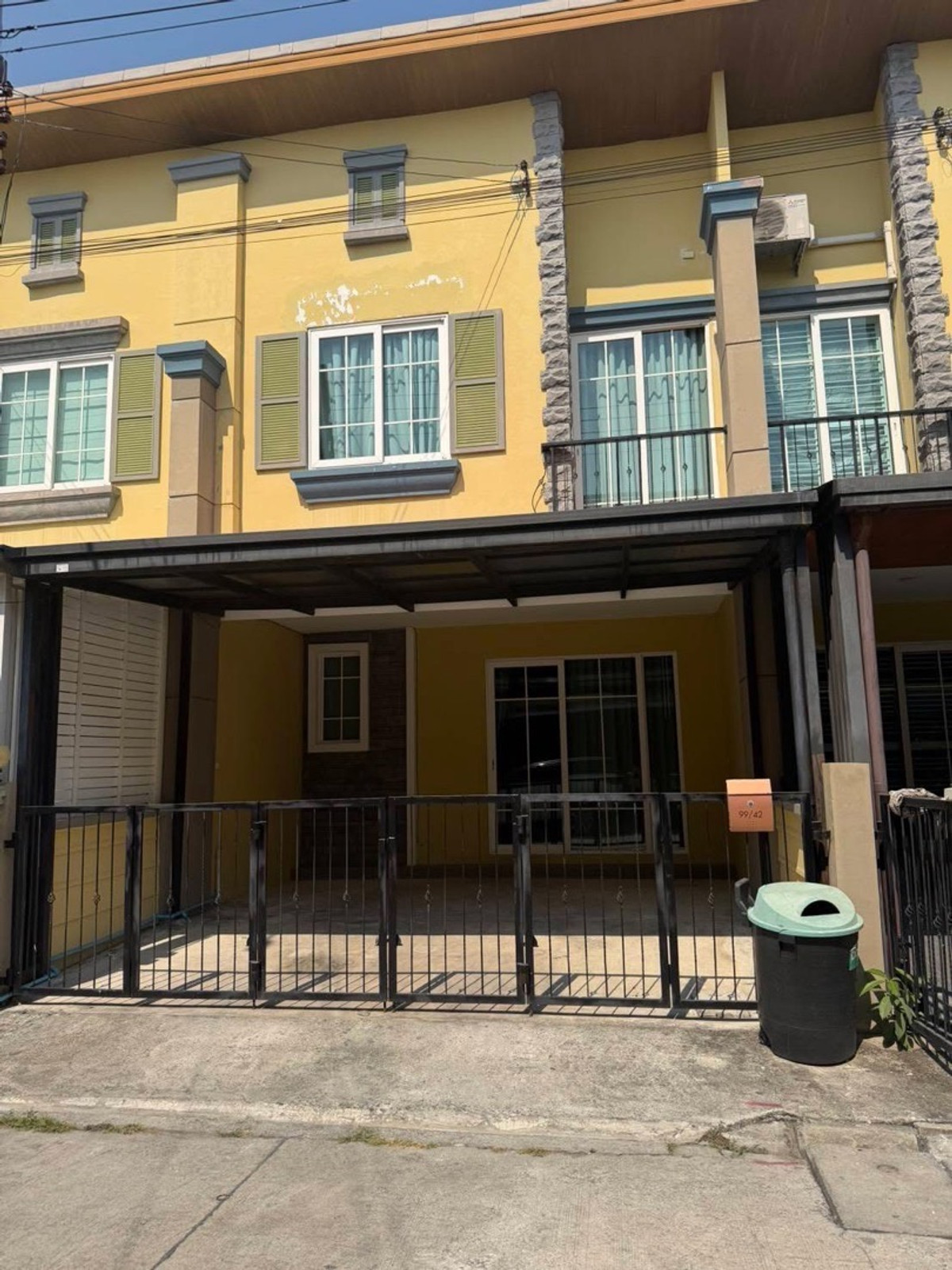 ให้เช่าทาวน์โฮมปทุมธานี รังสิต ธรรมศาสตร์ : ให้เช่าทาวน์โฮม 2 ชั้น สภาพนางฟ้า มบ. โกลเด้นทาวน์ ติวานนท์-แจ้งวัฒนะ เลี้ยงสัตว์ได้