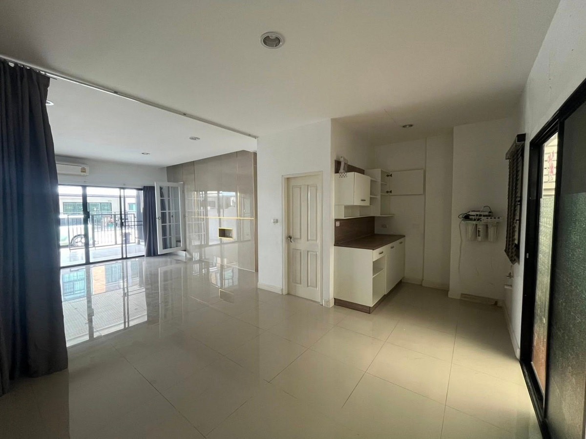 ให้เช่าทาวน์โฮมมีนบุรี-ร่มเกล้า : S04-0099 Townhome for rent, Trio Romklao Project