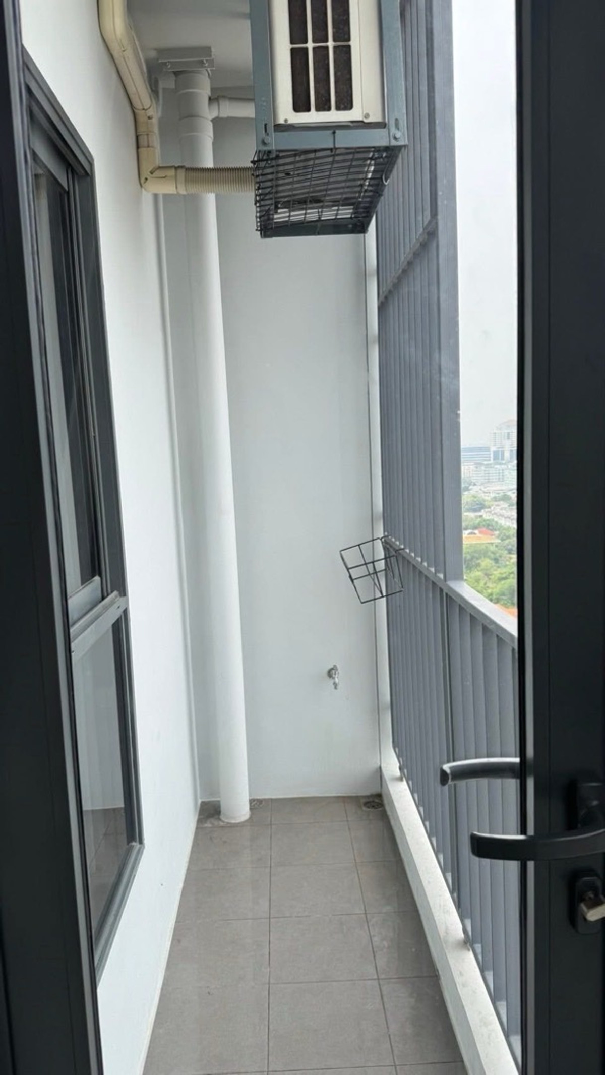 For RentCondoRamkhamhaeng, Hua Mak : #R9801 🎉 290369 Condo for Rent: The Tree Huamak Interchange